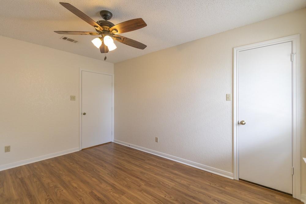 2411 Raintree Path Property Photo 21