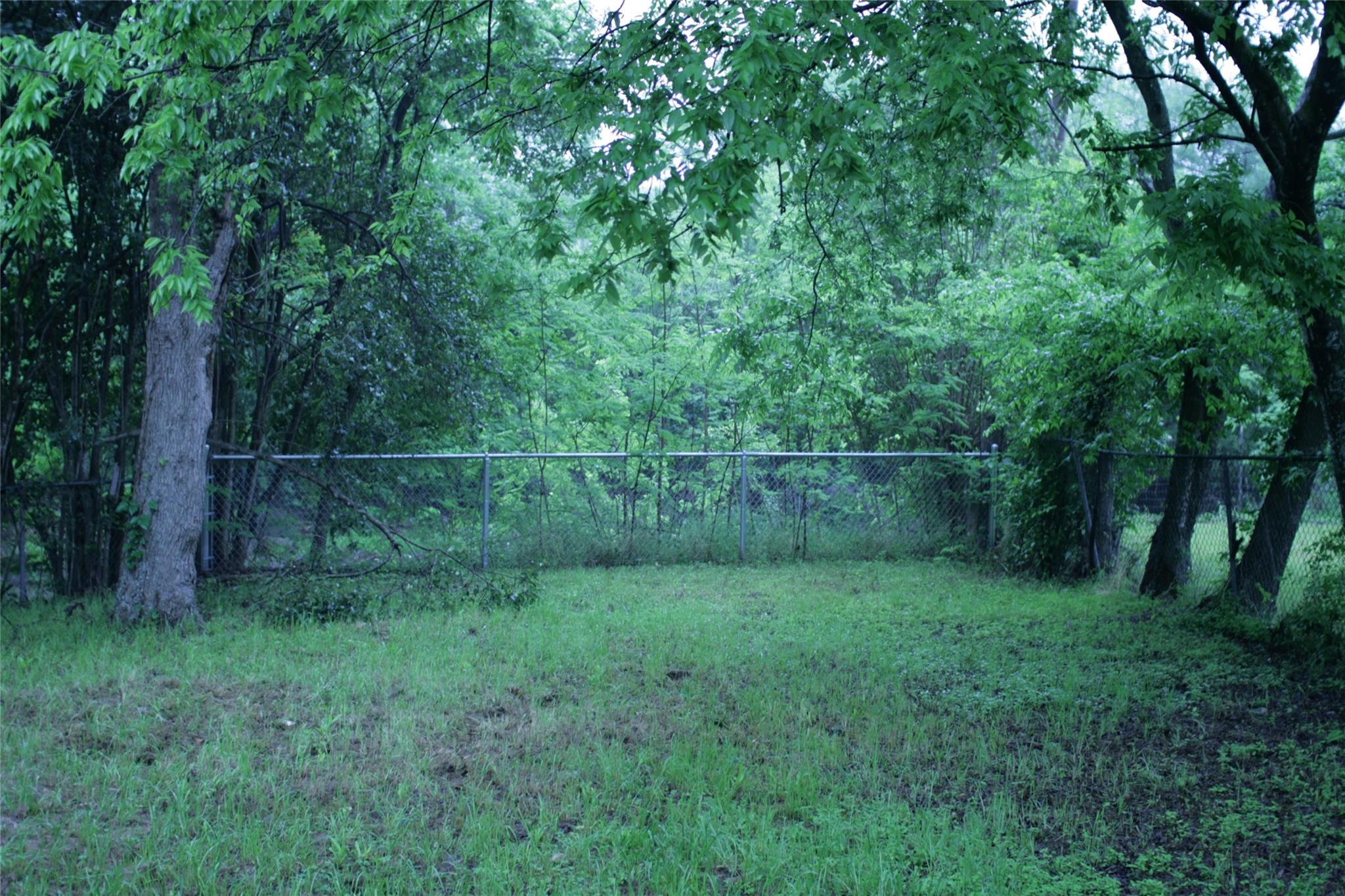 1413 Broadmoor Dr Property Photo 17