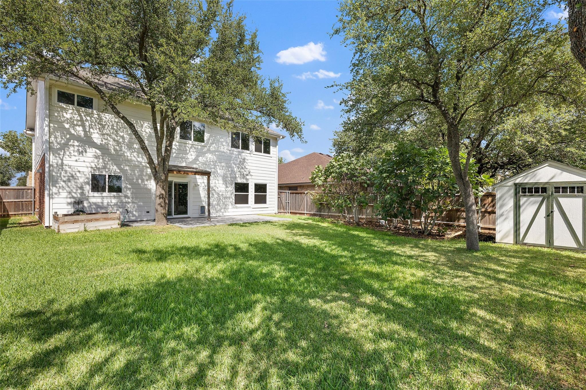 1928 Barnett Dr Property Photo 24