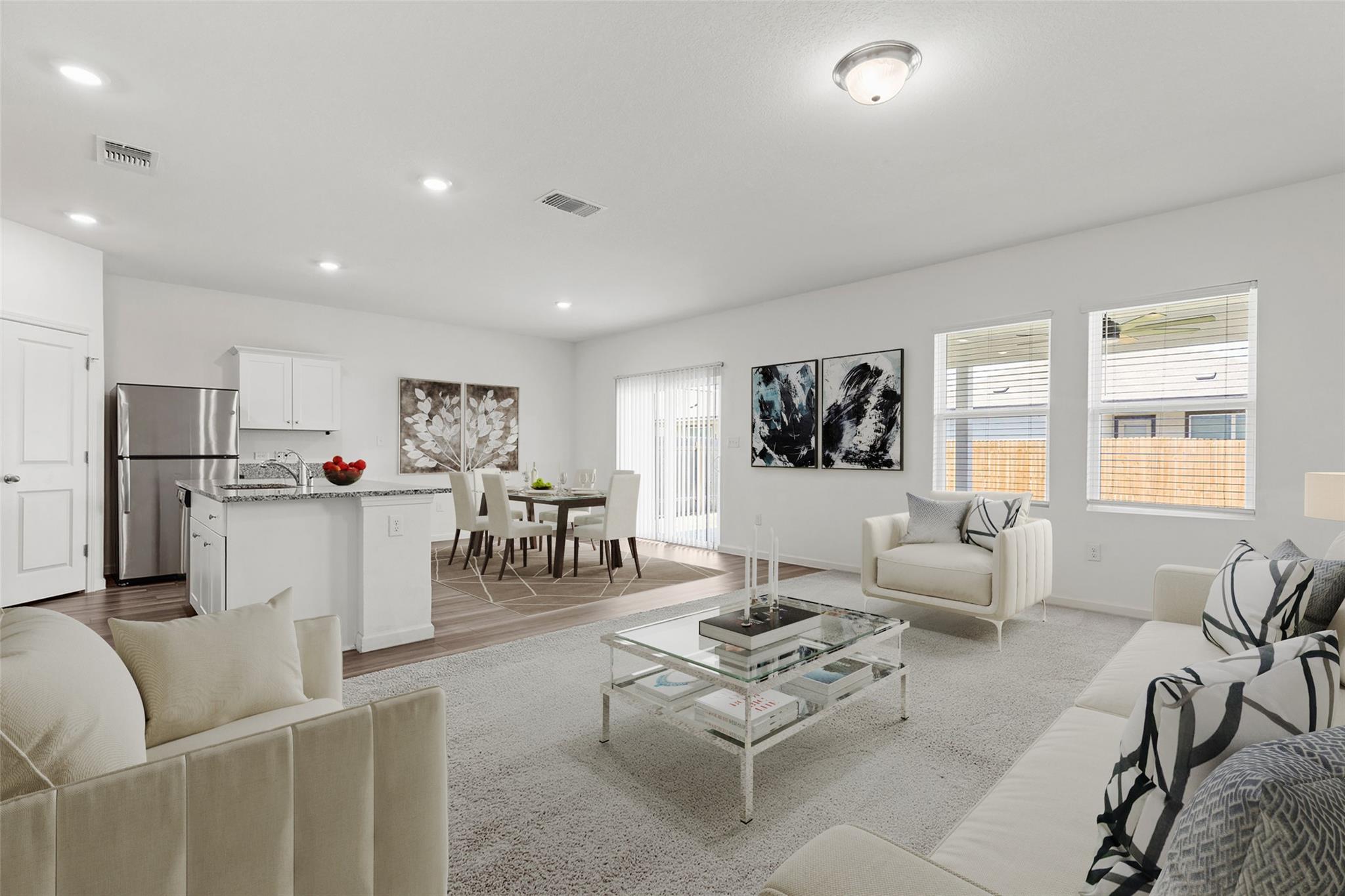 409 Line Of Fire Way Property Photo 6