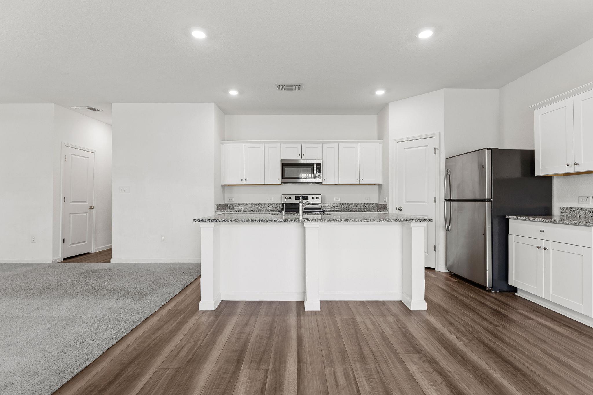 409 Line Of Fire Way Property Photo 9