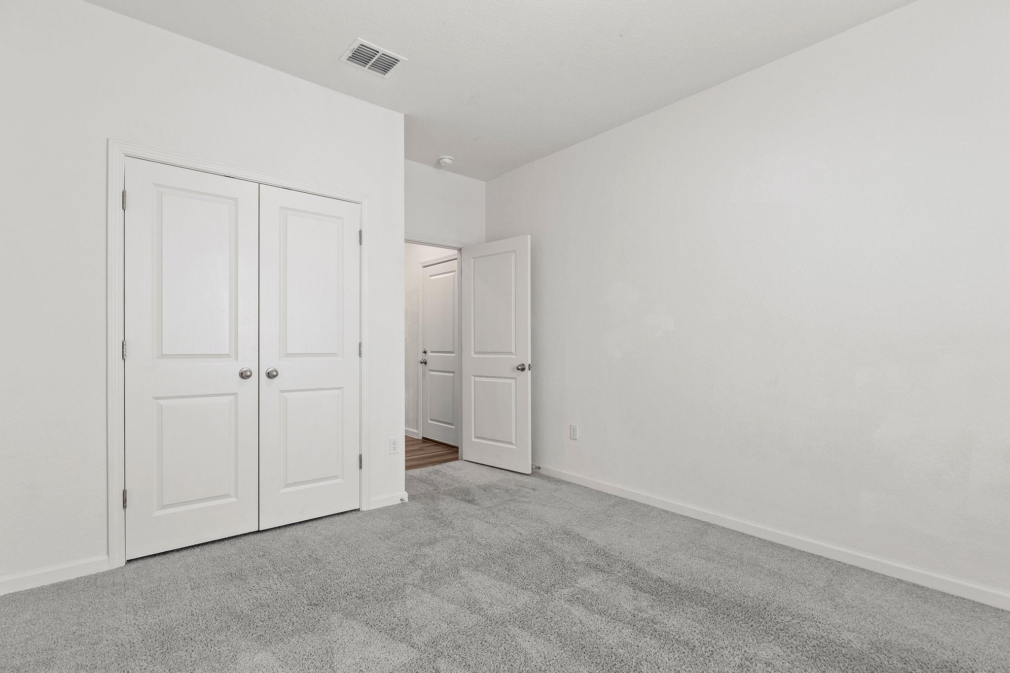 409 Line Of Fire Way Property Photo 11