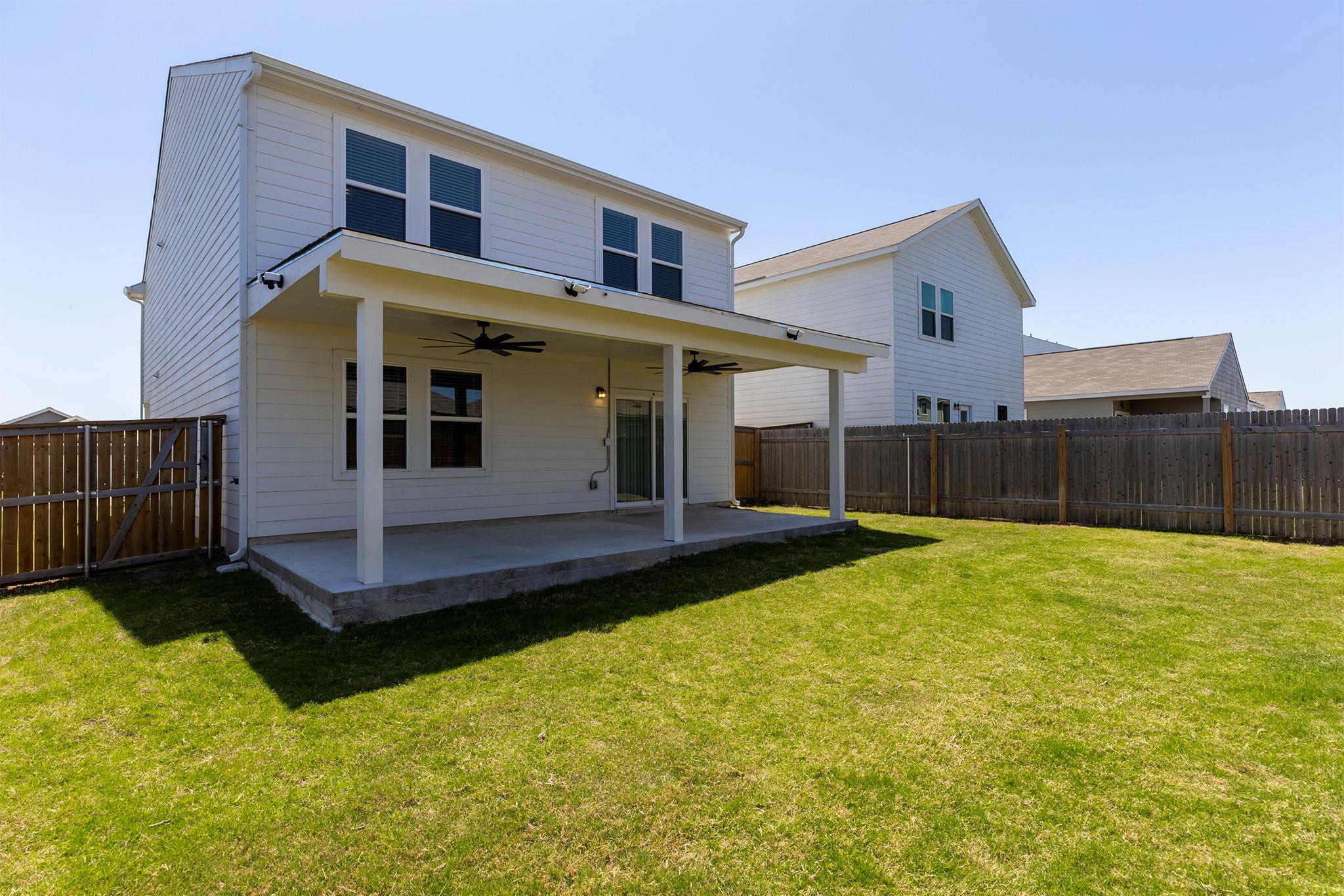 409 Line Of Fire Way Property Photo 29