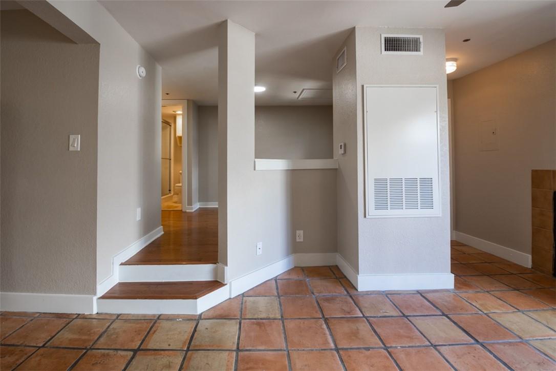 1306 Norwalk Ln #302 Property Photo 3