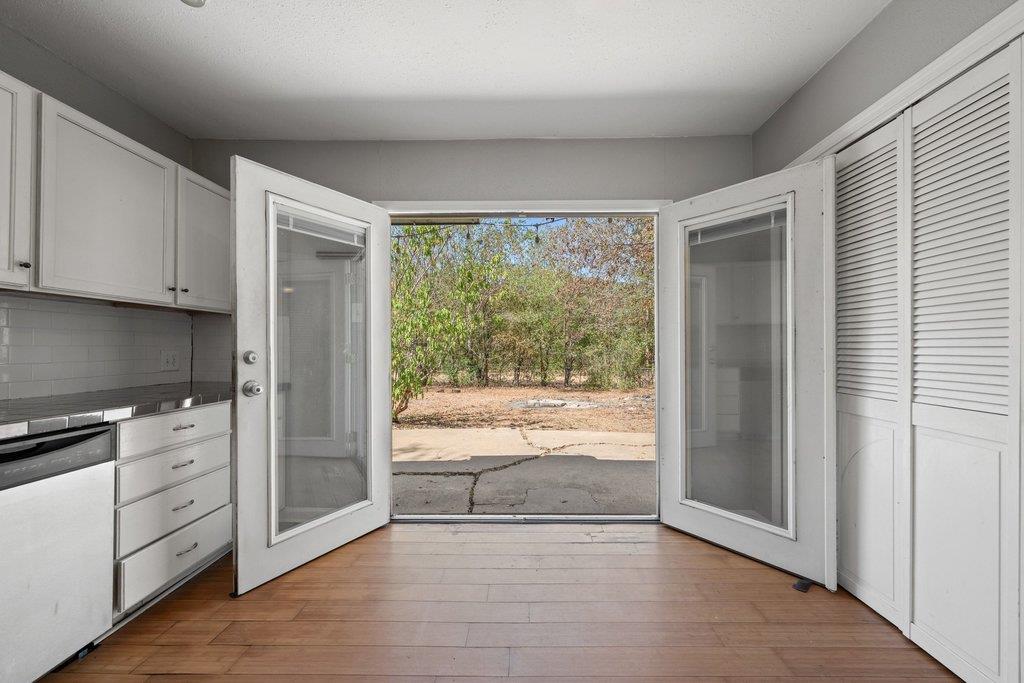 1304 Lily Ter Property Photo 13