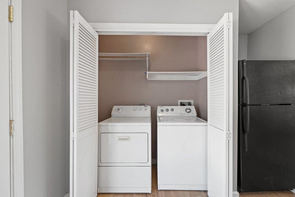 1304 Lily Ter Property Photo 15