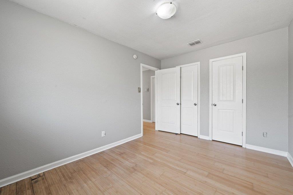 1304 Lily Ter Property Photo 21