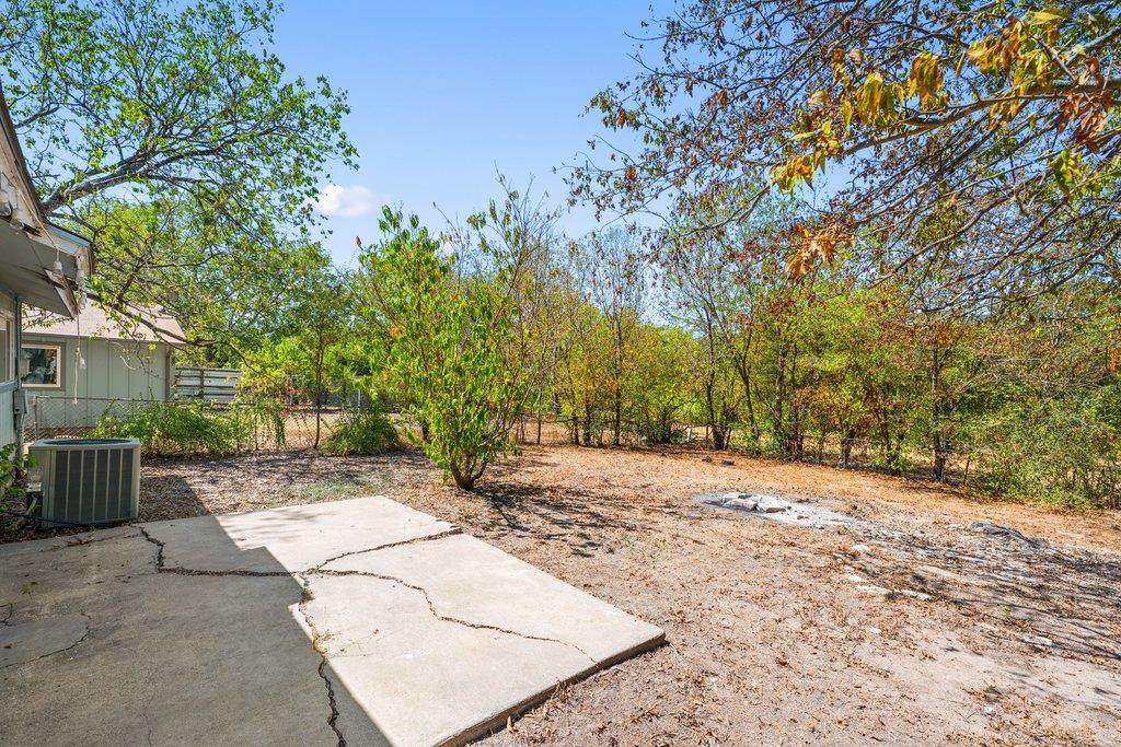 1304 Lily Ter Property Photo 22