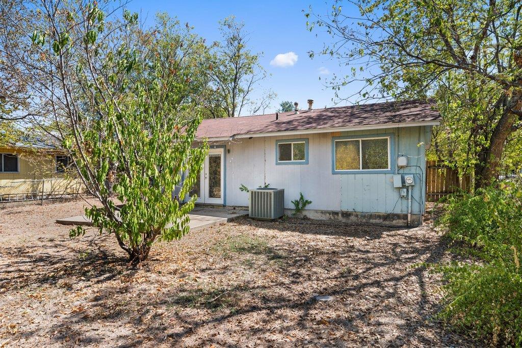 1304 Lily Ter Property Photo 25