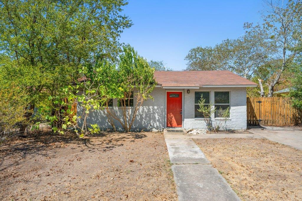 1304 Lily Ter Property Photo 28
