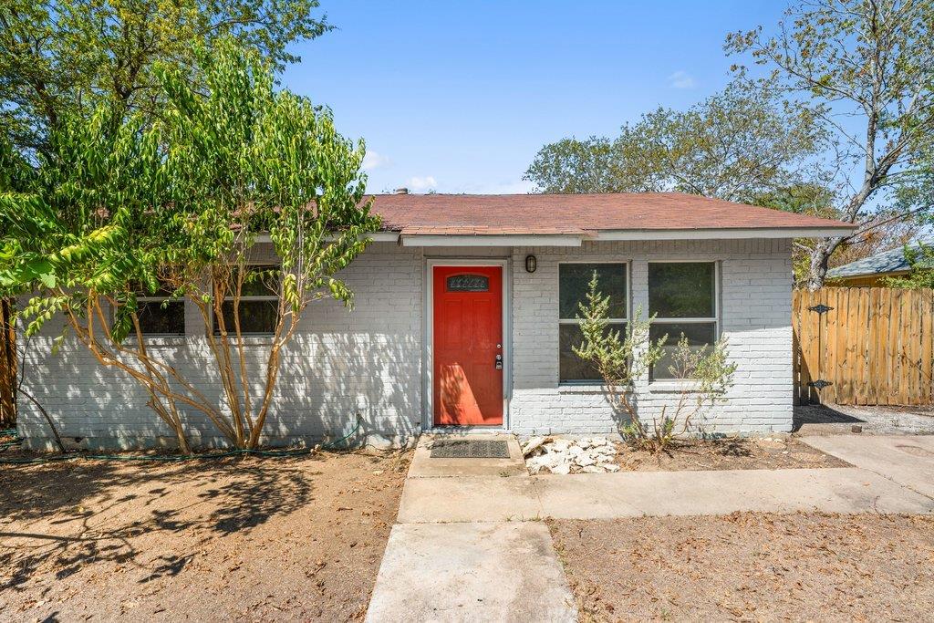 1304 Lily Ter Property Photo 30