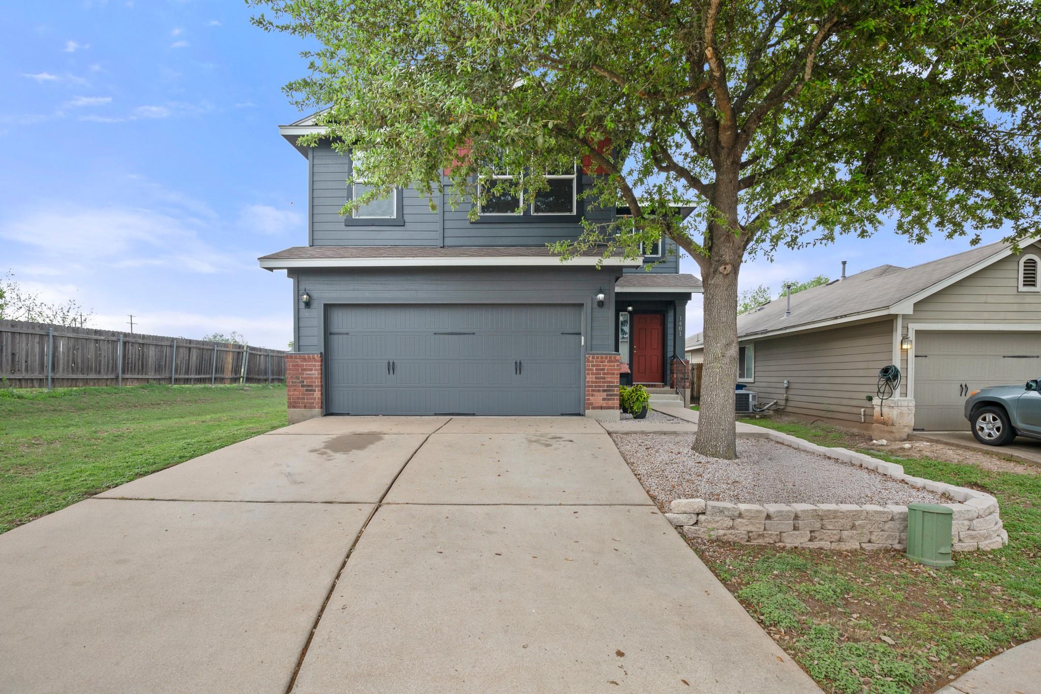 1401 Sweetgum Ct 130 Property Photo 4