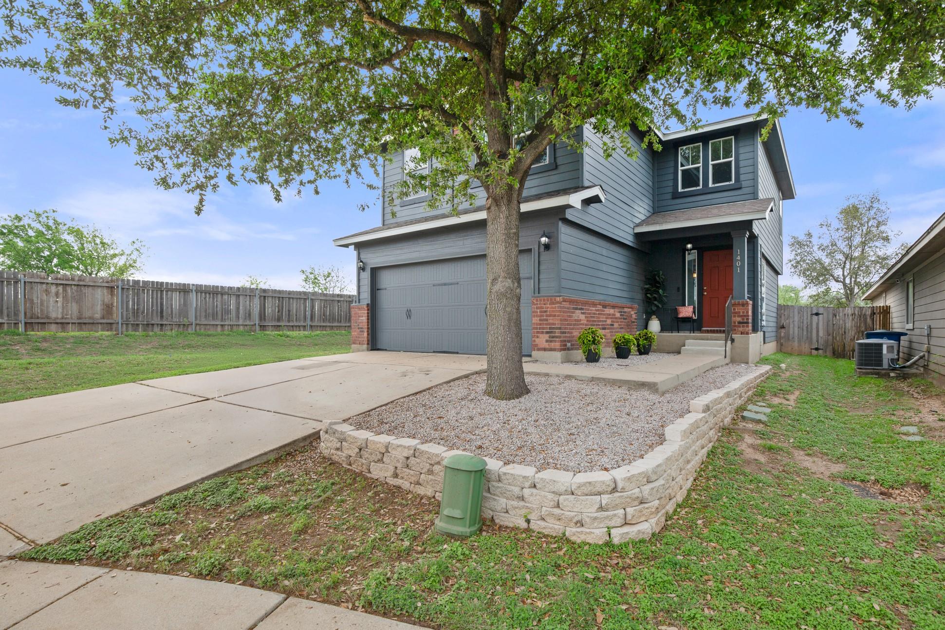 1401 Sweetgum Ct 130 Property Photo 5