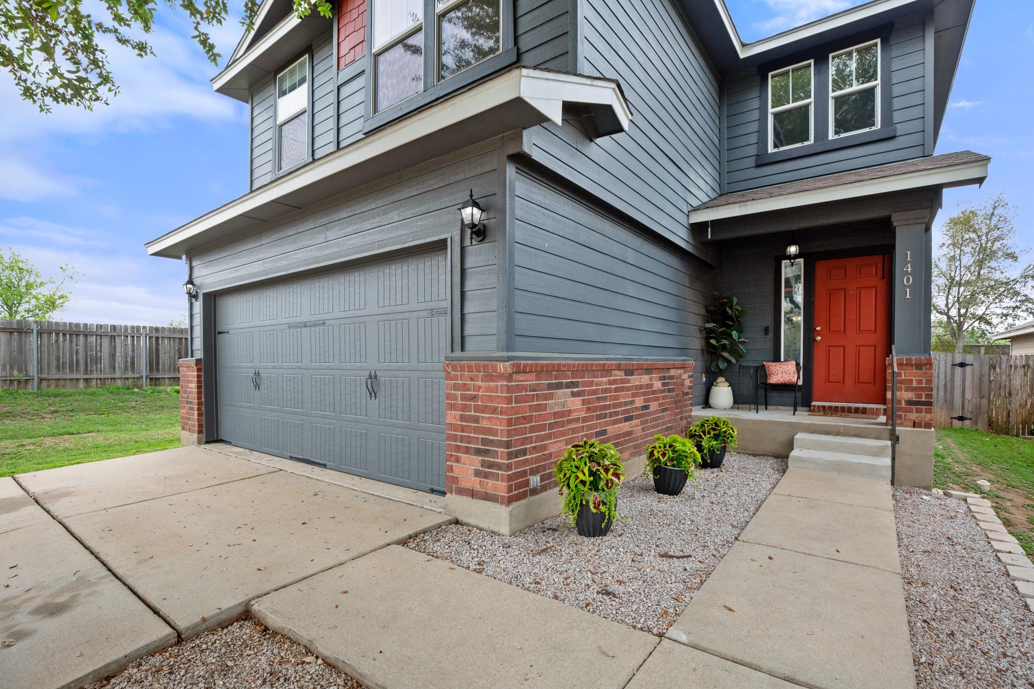 1401 Sweetgum Ct 130 Property Photo 6