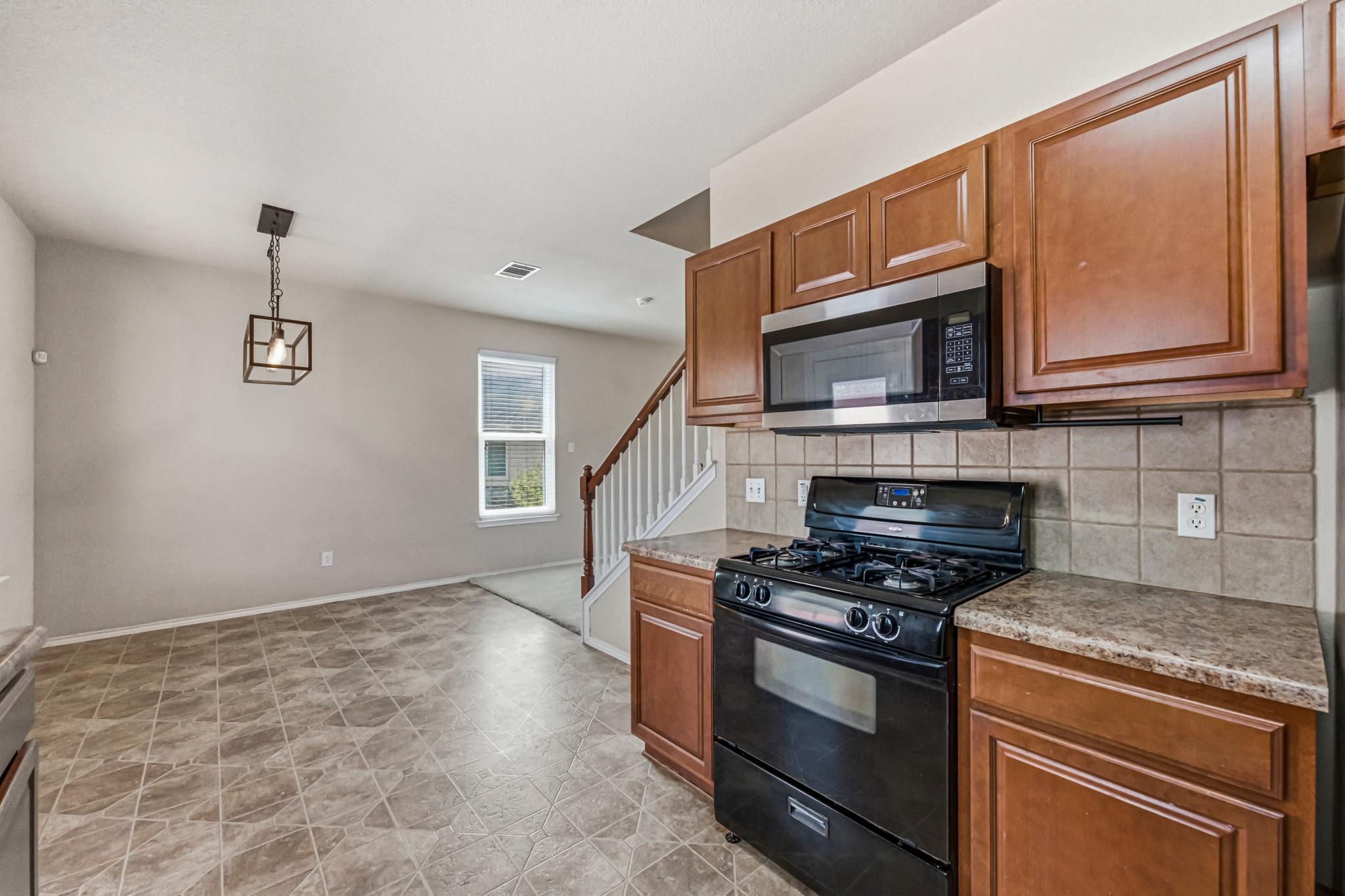 164 Regent Cv Property Photo 17
