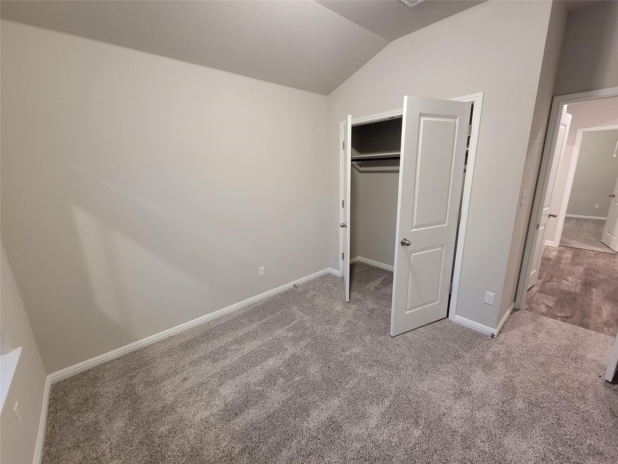 910 Main St Property Photo 11
