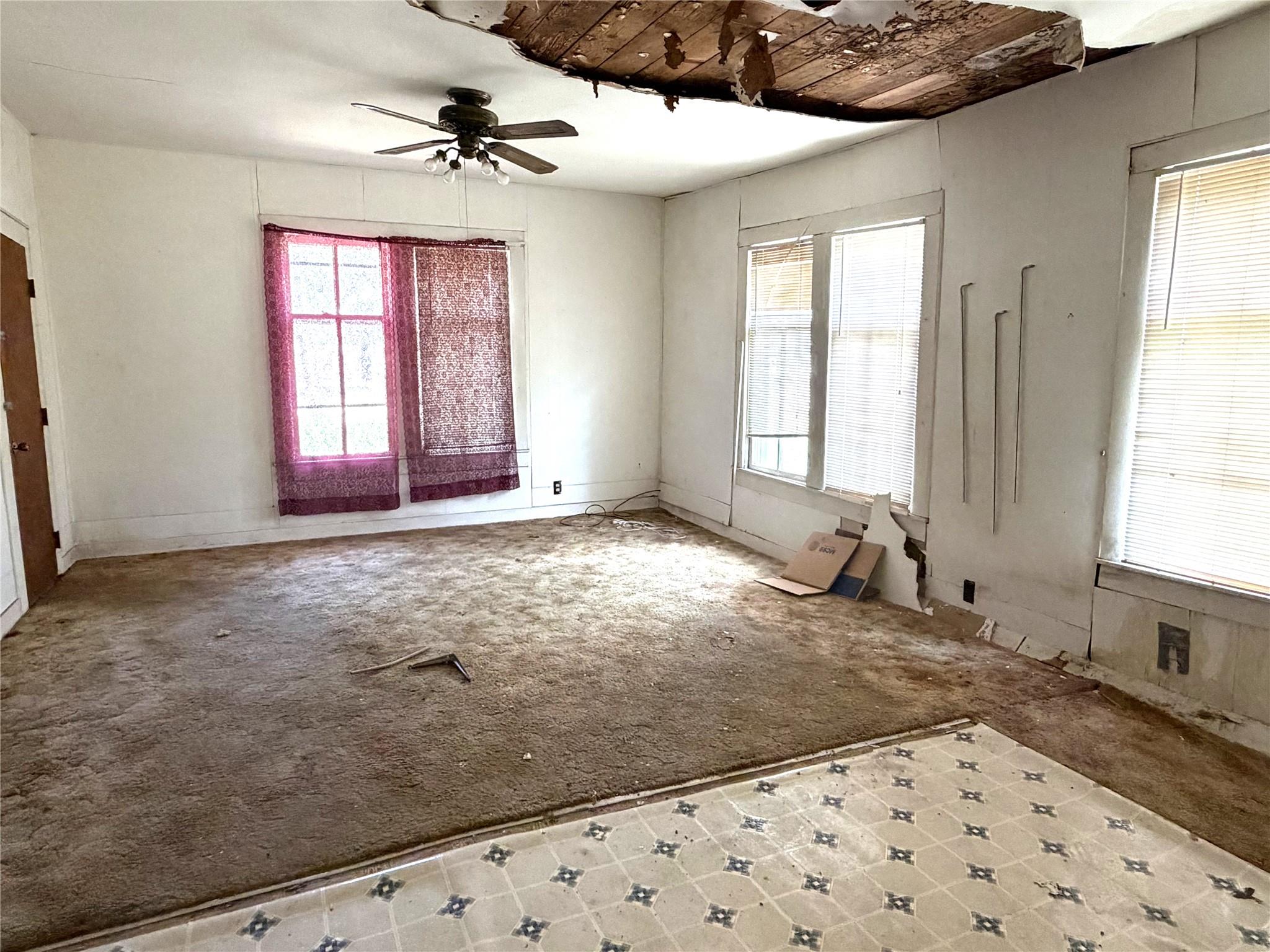 119 Pine St Property Photo 5