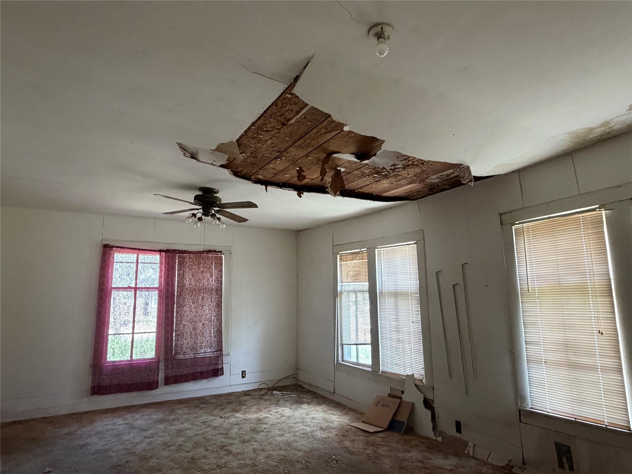 119 Pine St Property Photo 6