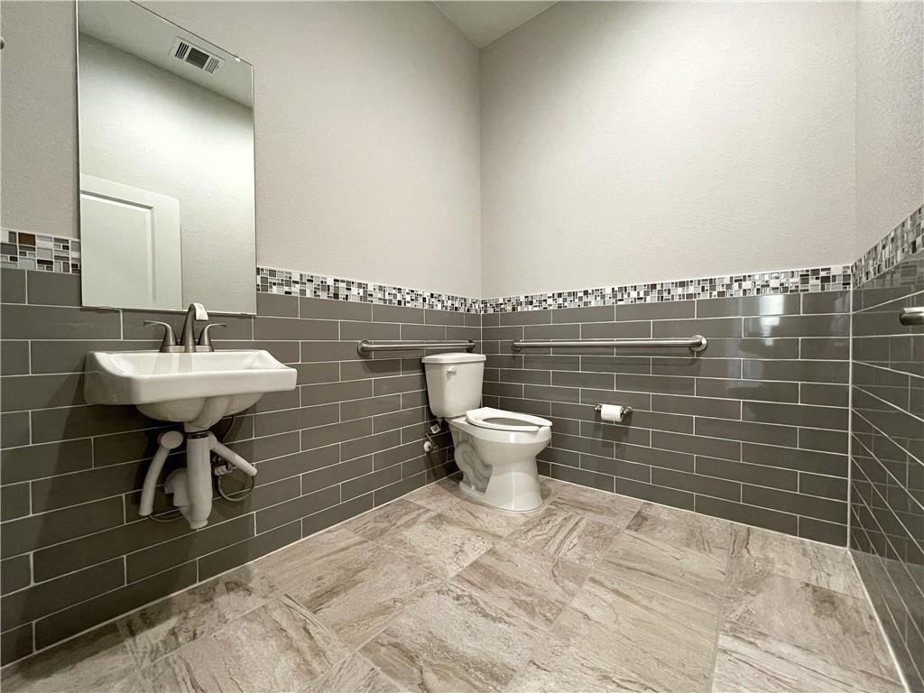 1640 Highland Falls Dr 401 Property Photo 8