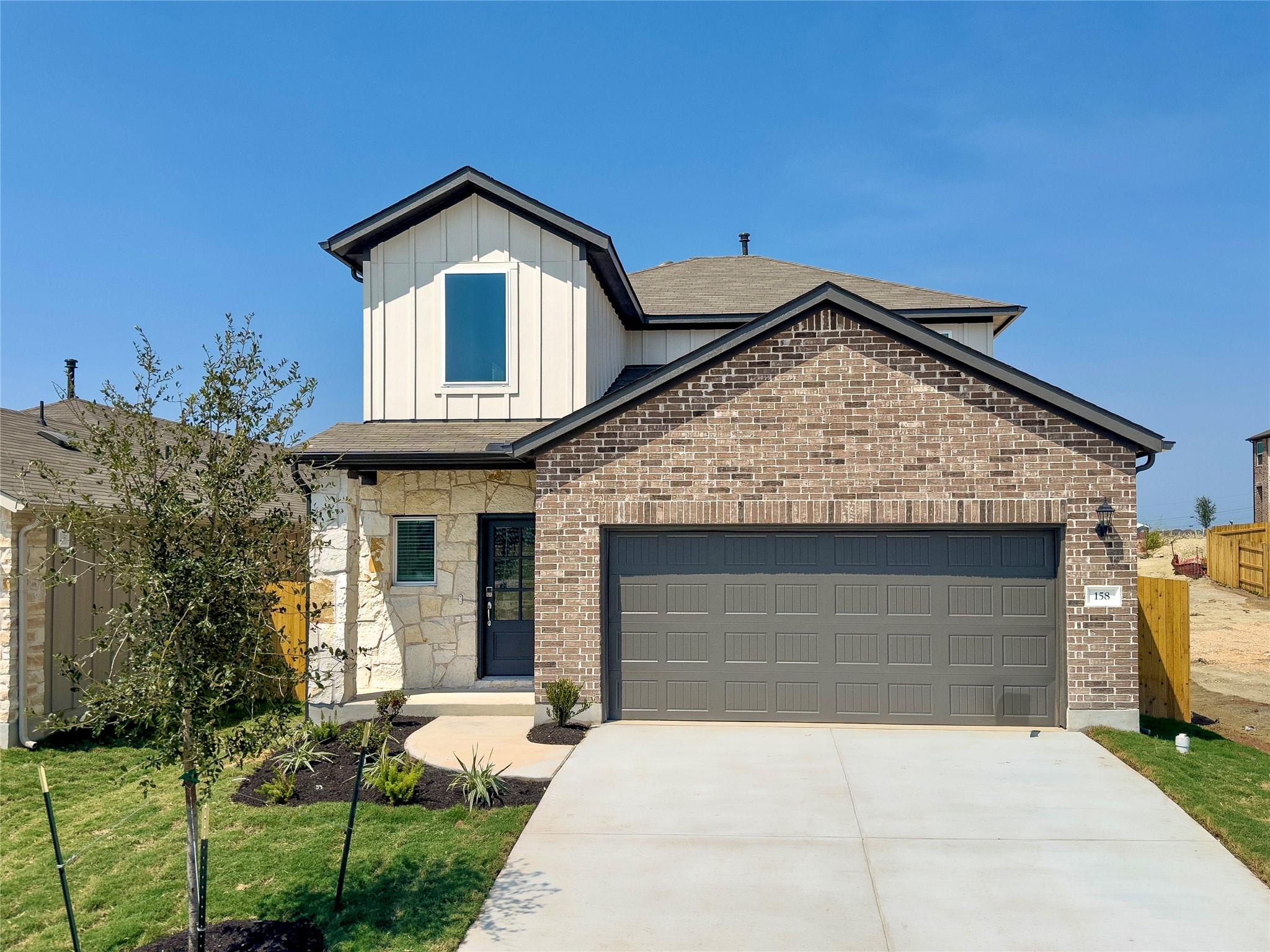 158 Jake Pine Dr Property Photo 1