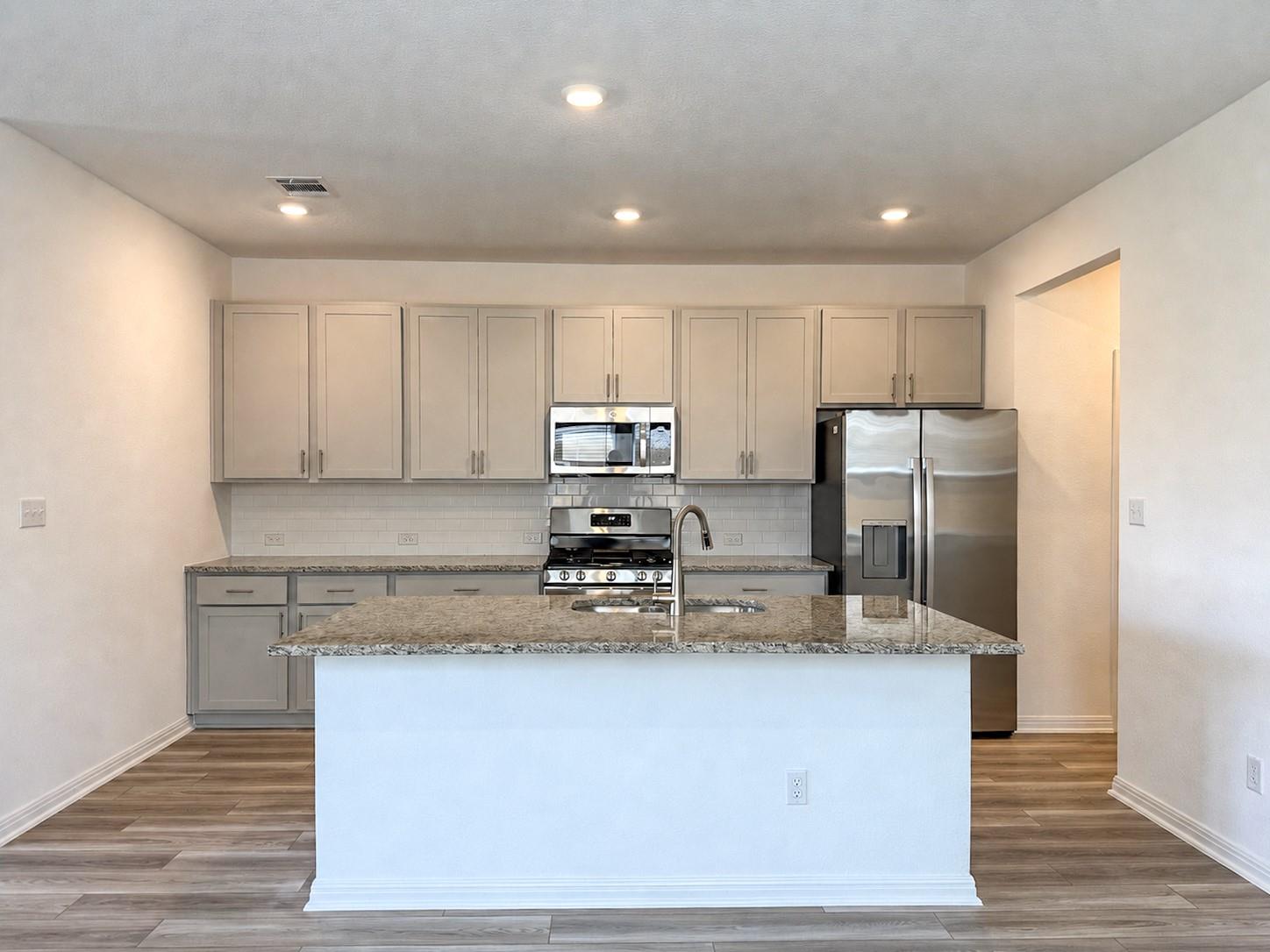 158 Jake Pine Dr Property Photo 2