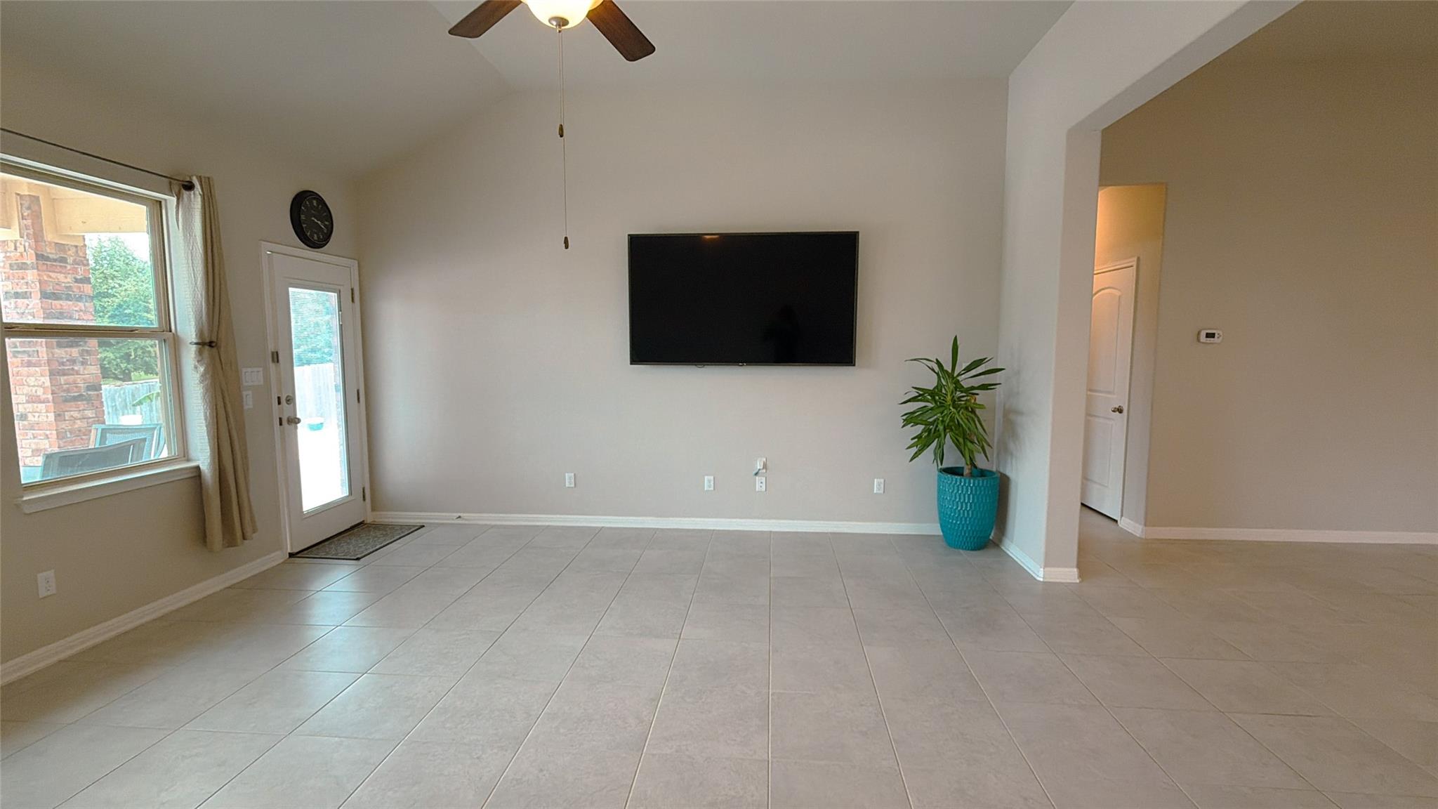 2743 Enza Ct Property Photo 14
