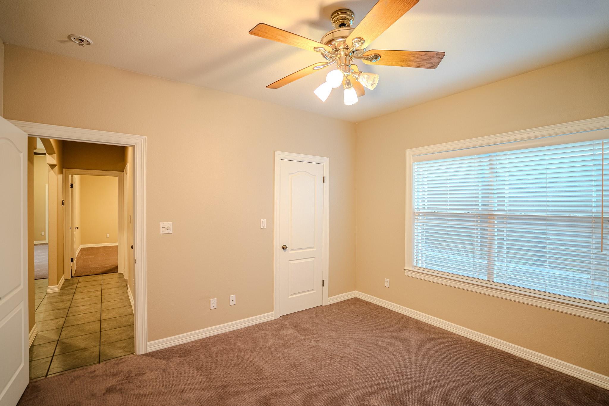 218 Hazeltine Dr Property Photo 18