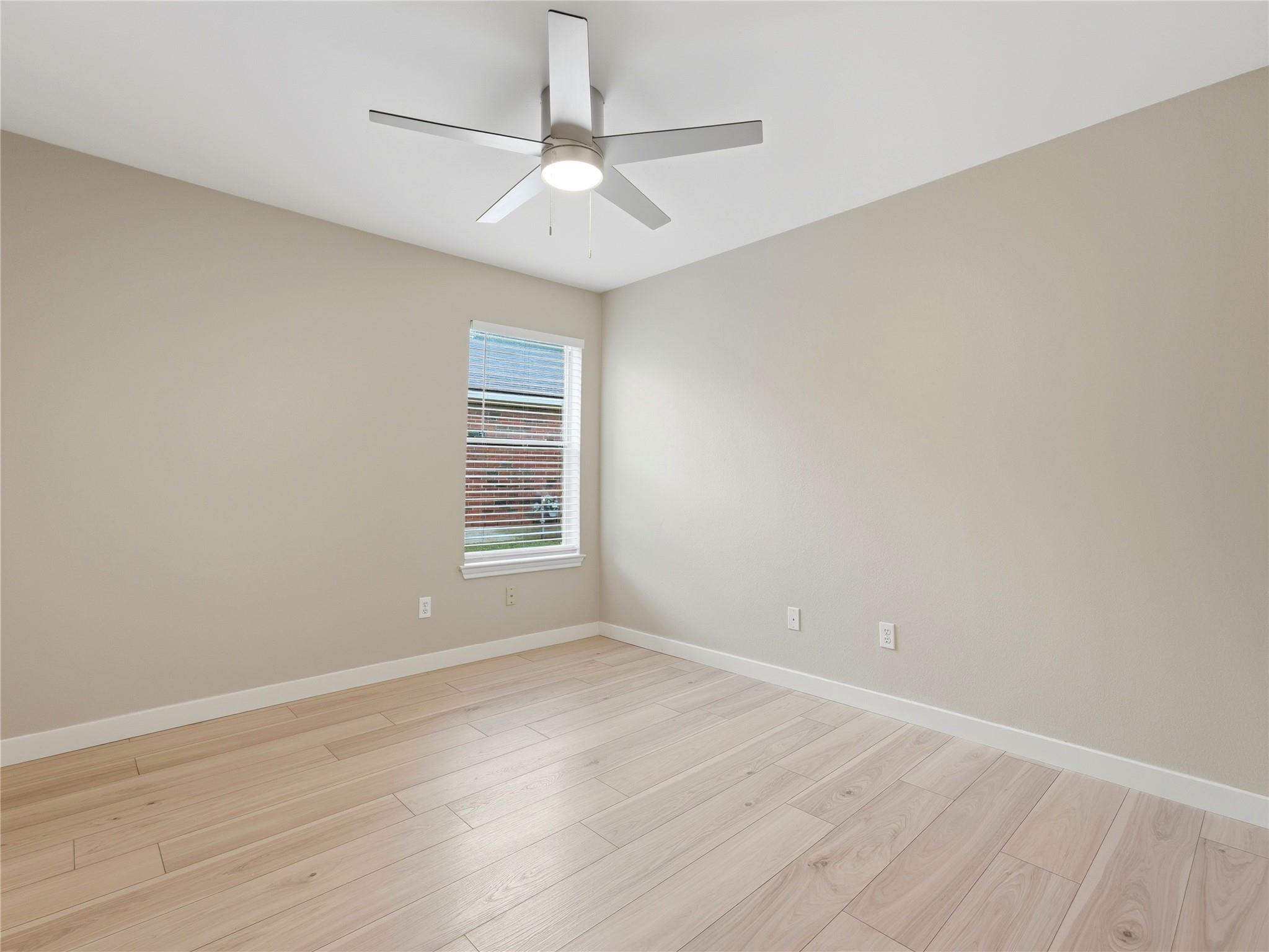 1004 Downridge Dr Property Photo 20