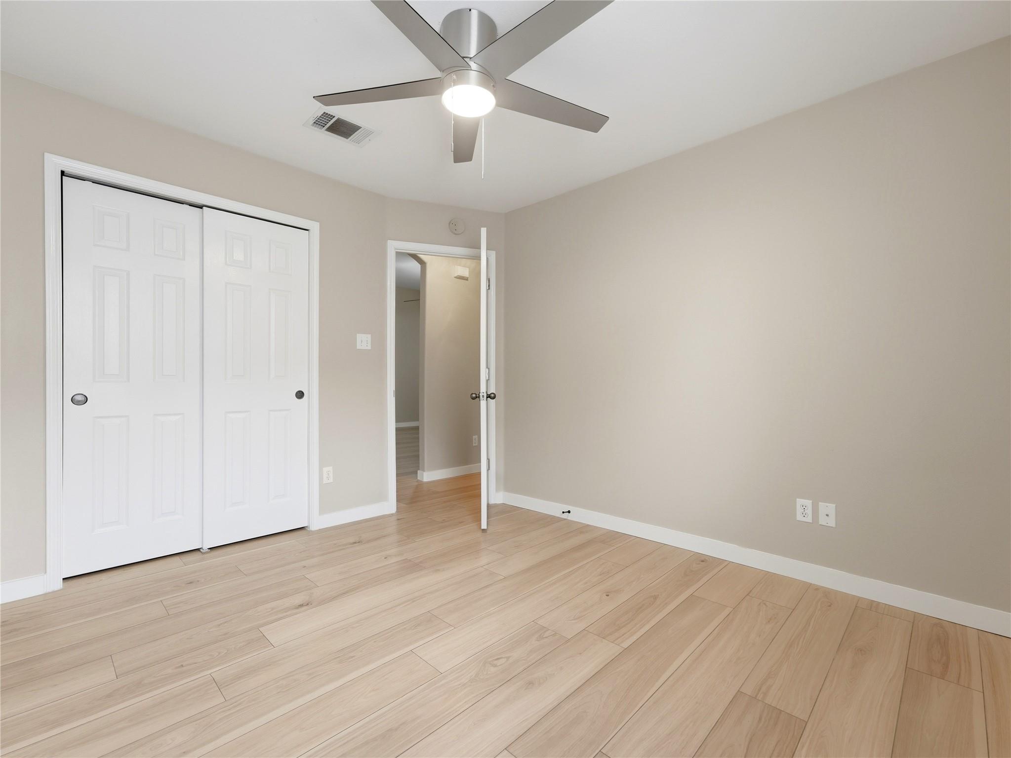1004 Downridge Dr Property Photo 21
