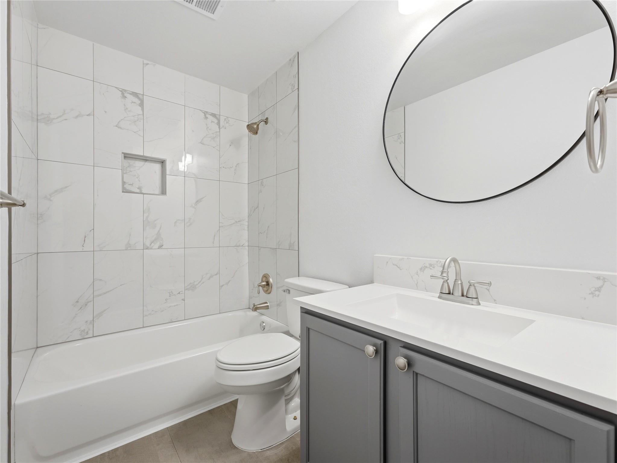 1004 Downridge Dr Property Photo 26
