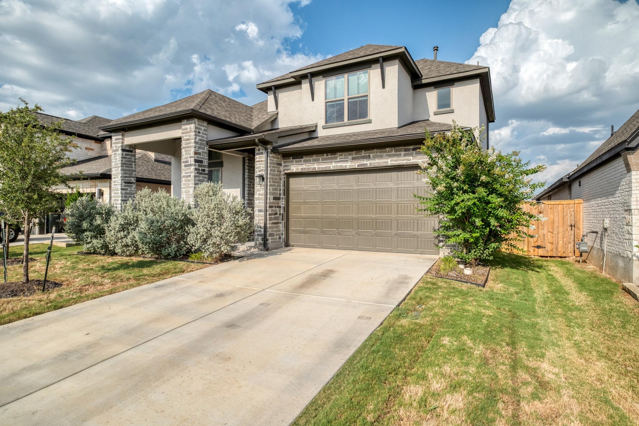 510 Prickly Poppy Loop Property Photo 4