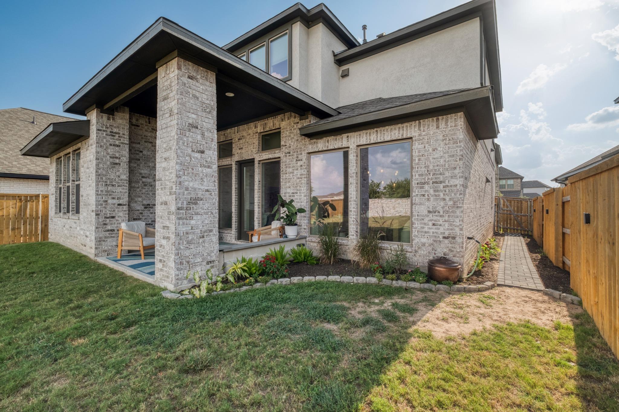 510 Prickly Poppy Loop Property Photo 28