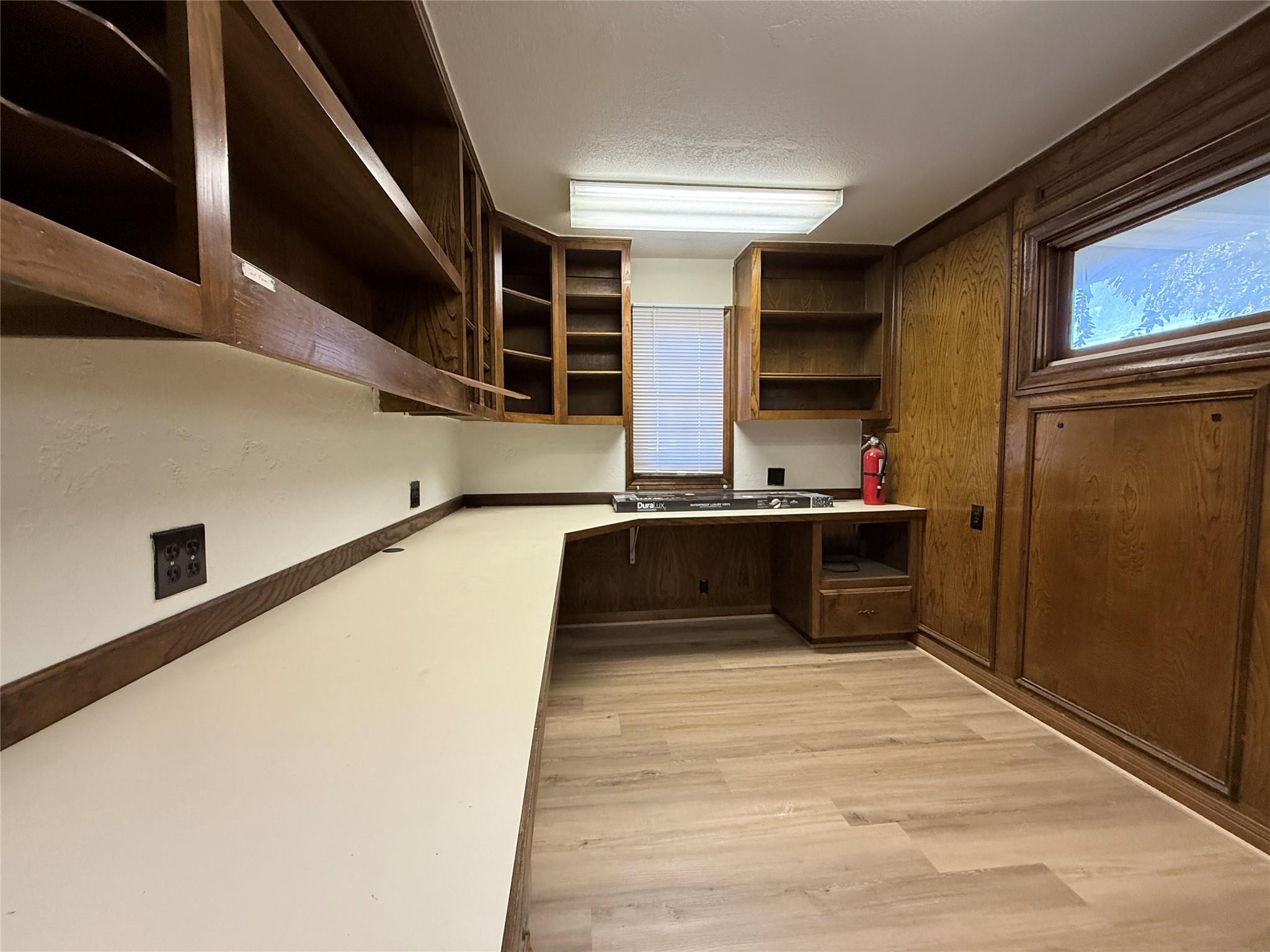 202 S Austin Ave #101 Property Photo 15