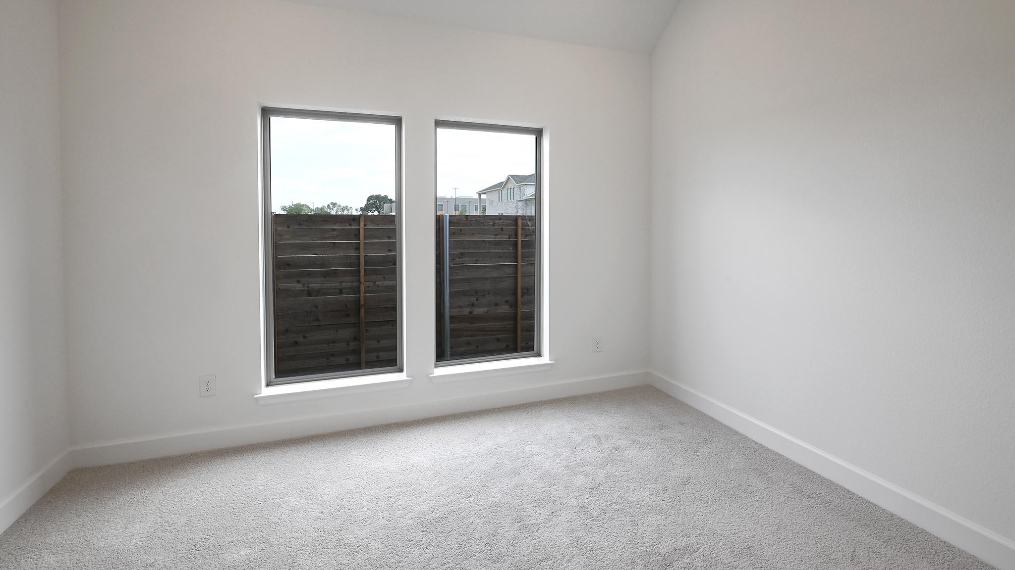 307 Watersong Bnd Property Photo 12