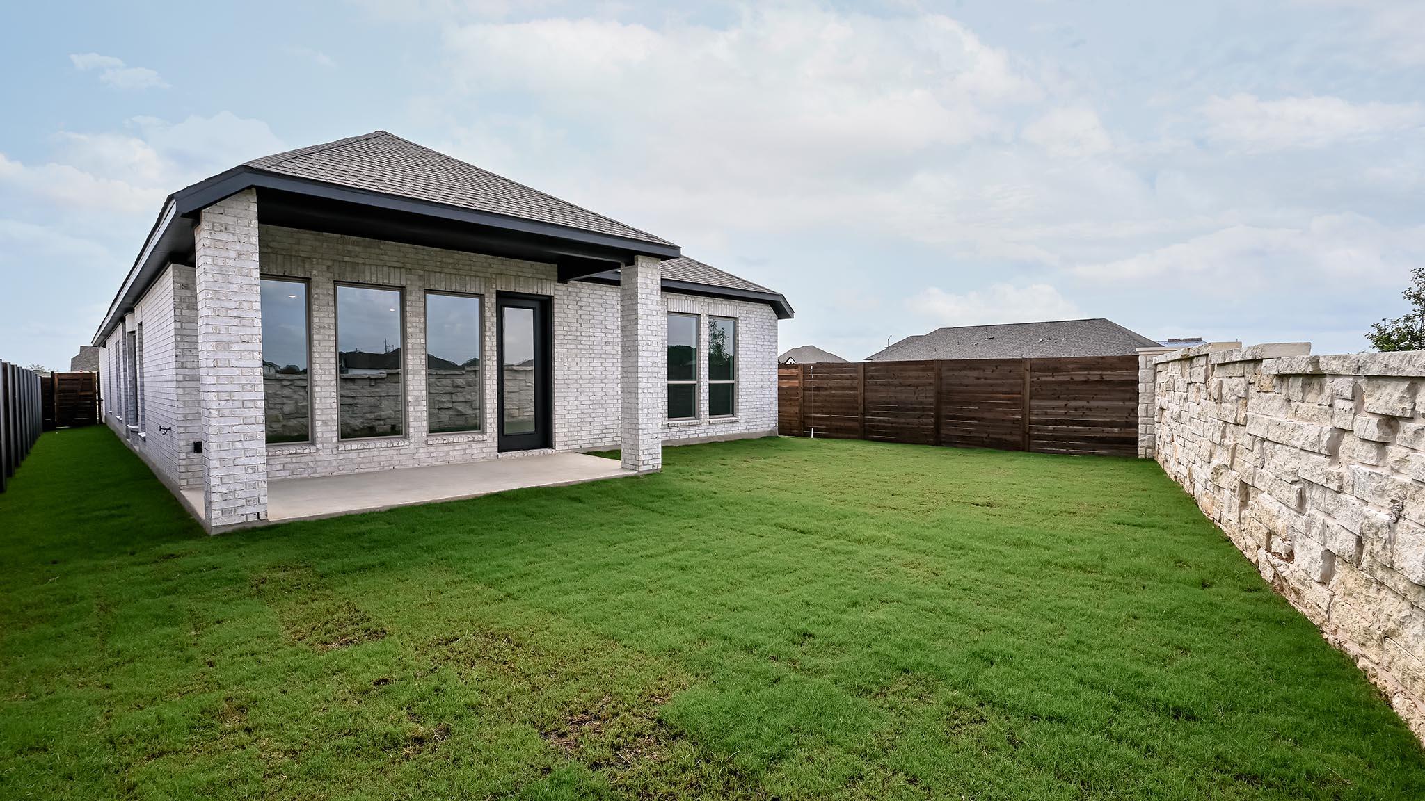 307 Watersong Bnd Property Photo 18