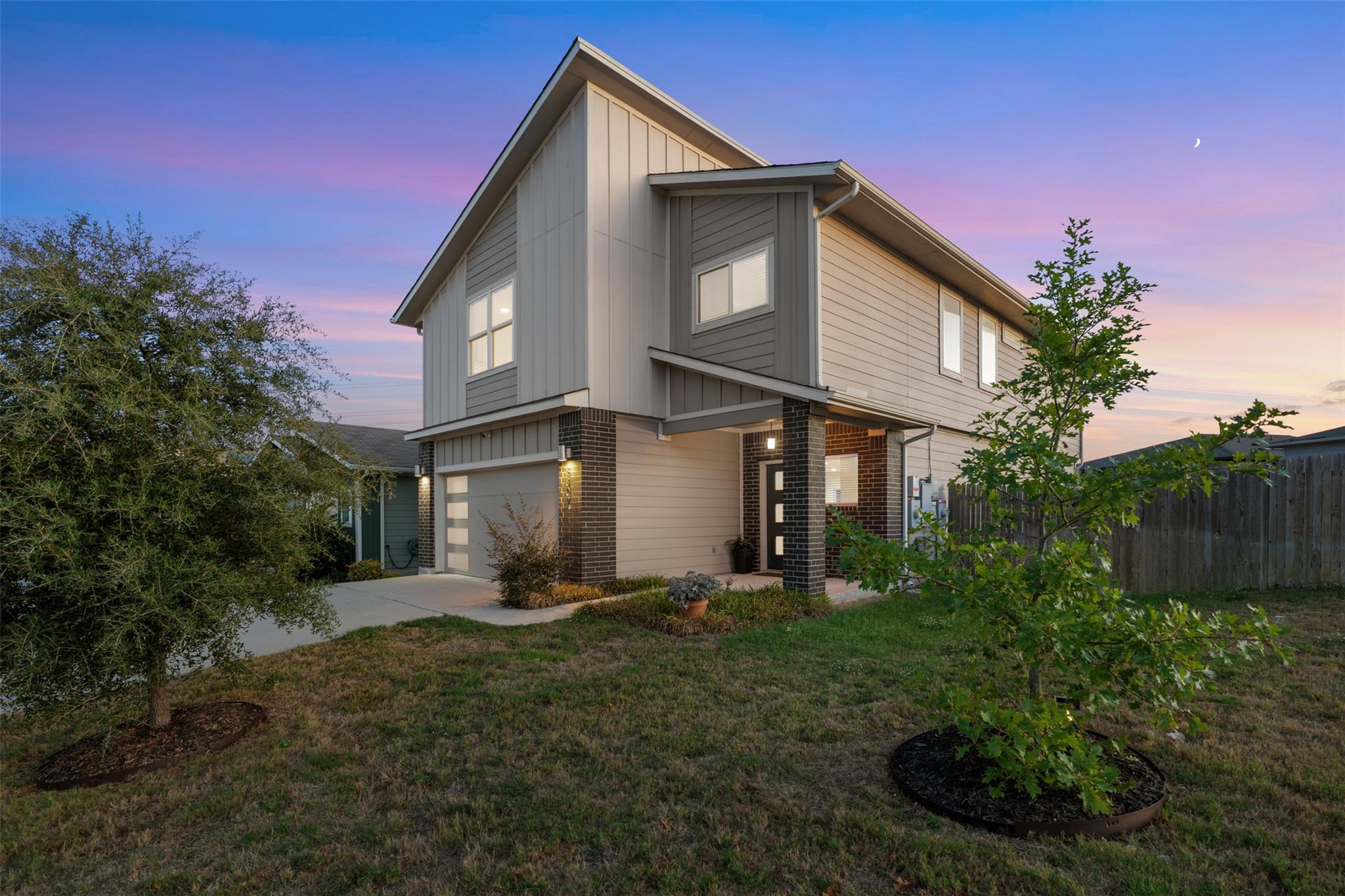 8301 Mimi Ln Property Photo 1