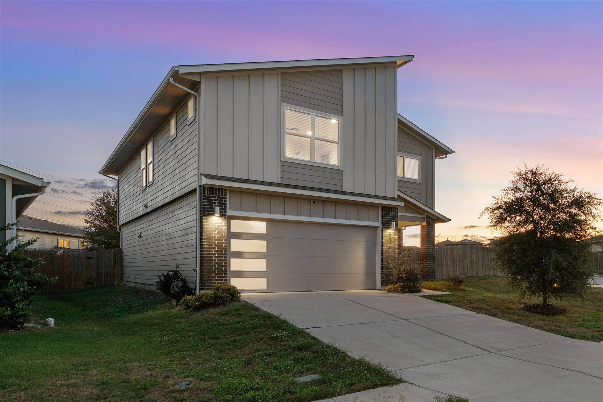 8301 Mimi Ln Property Photo 2