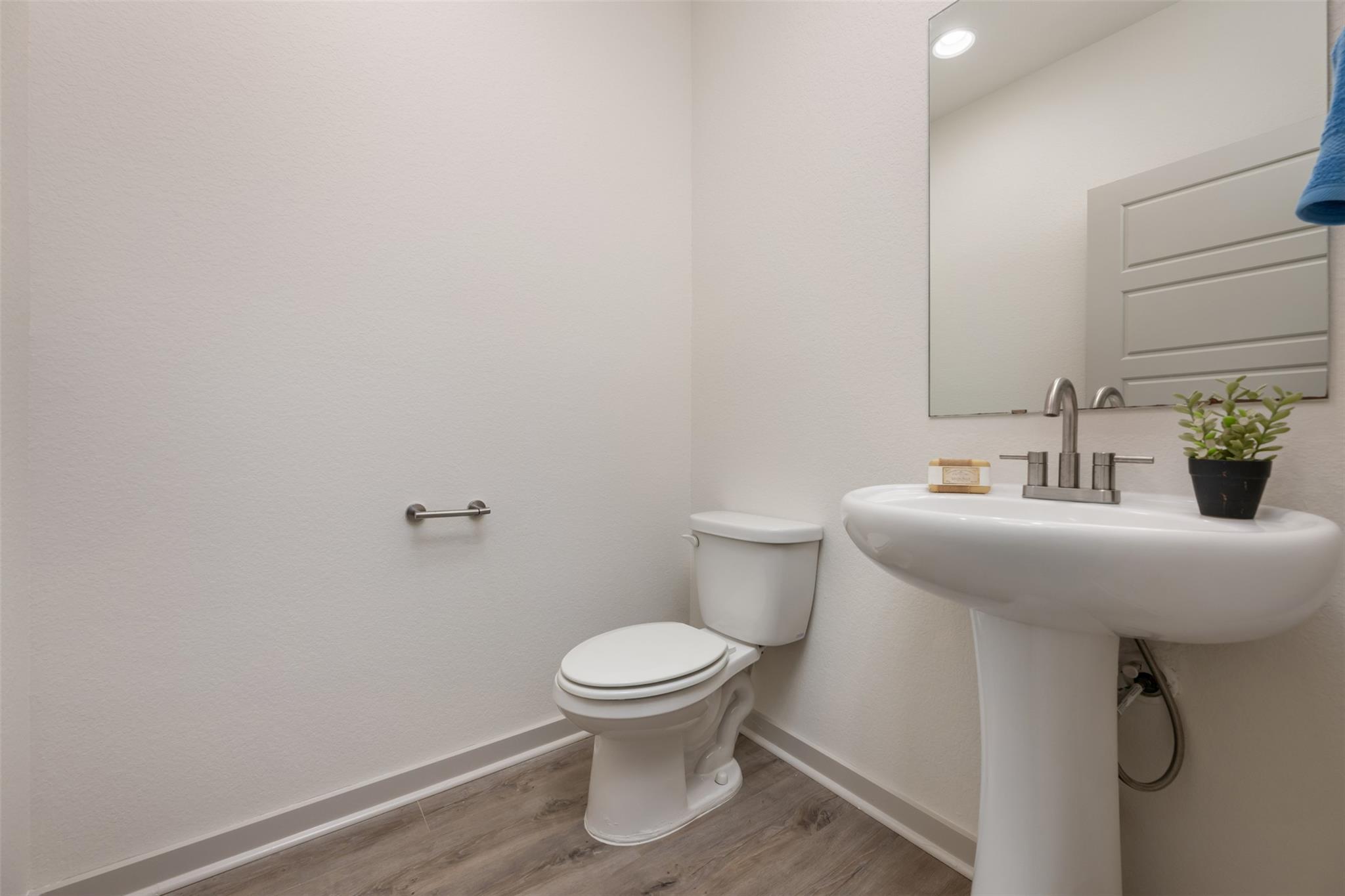 8301 Mimi Ln Property Photo 16