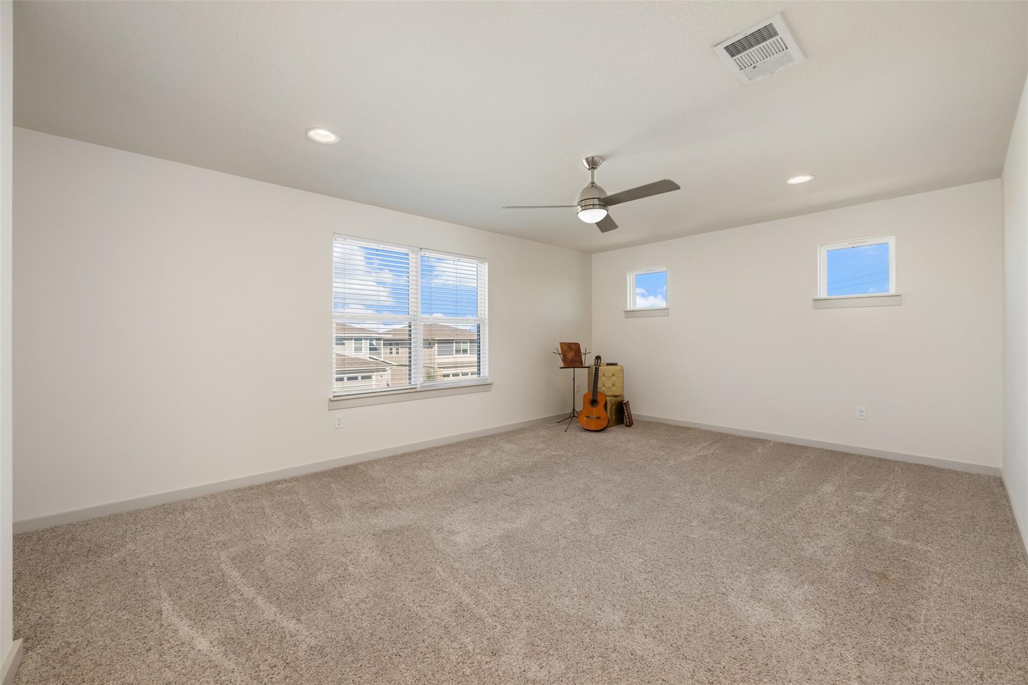 8301 Mimi Ln Property Photo 18