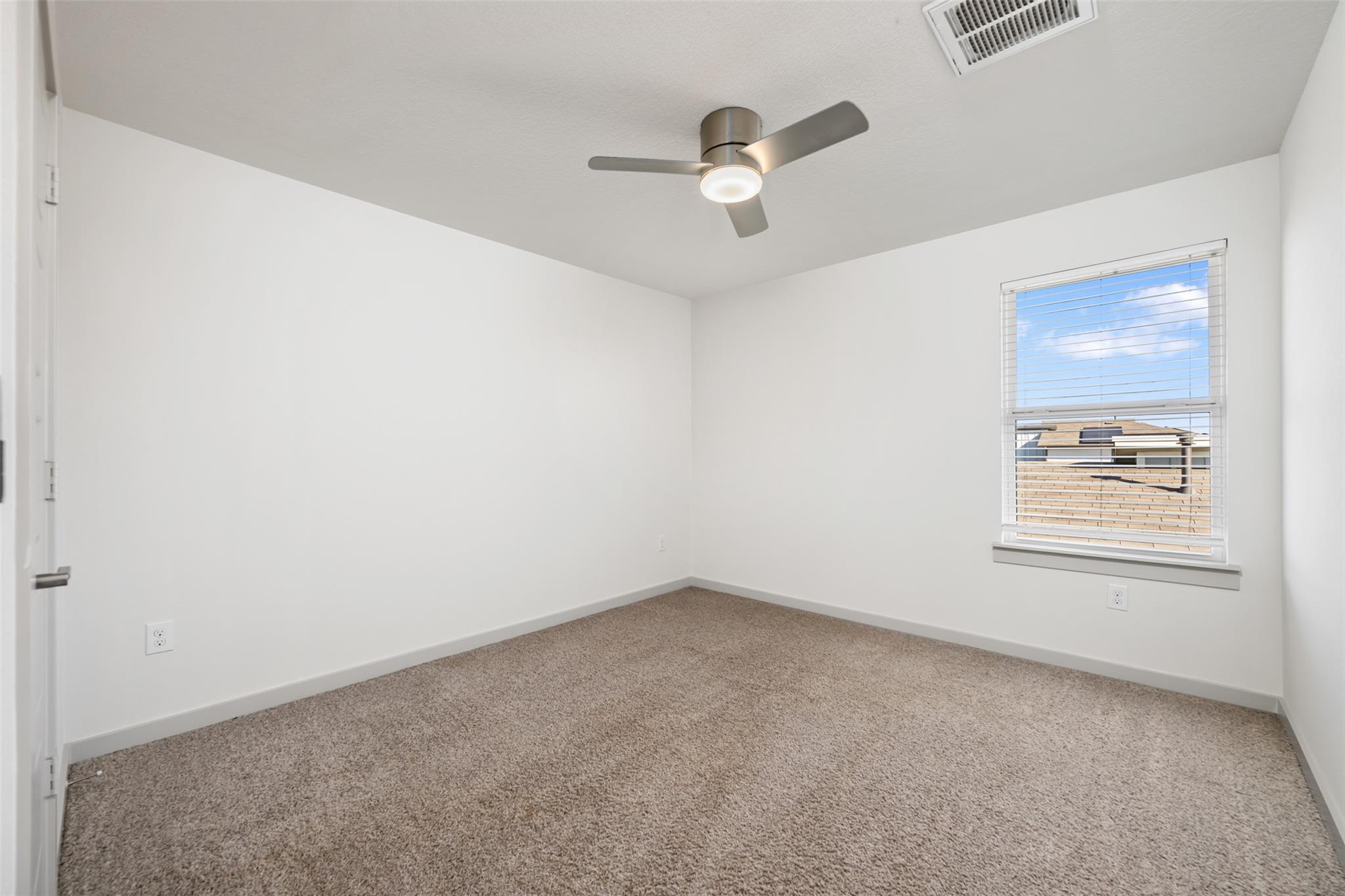 8301 Mimi Ln Property Photo 24