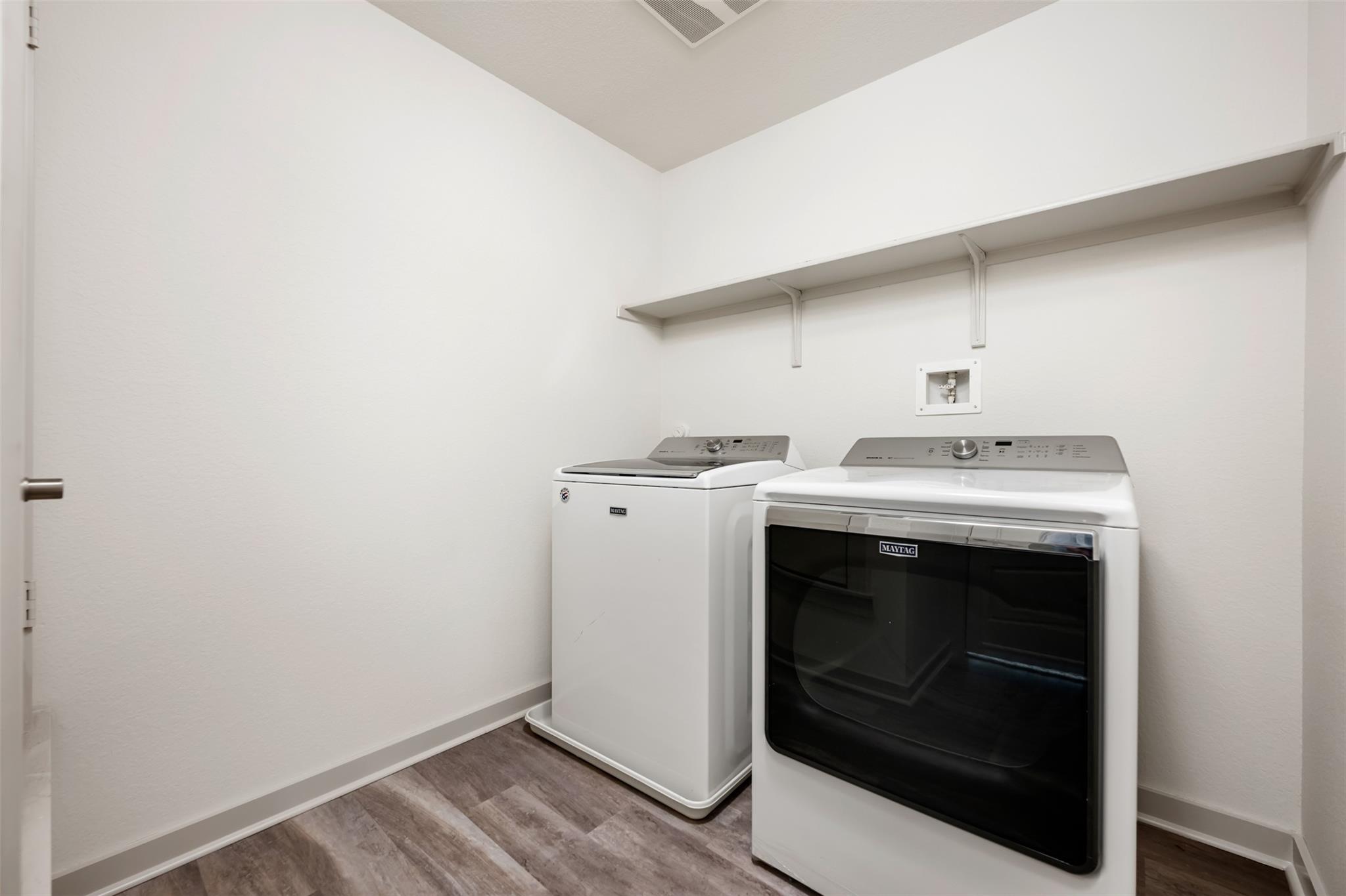 8301 Mimi Ln Property Photo 27