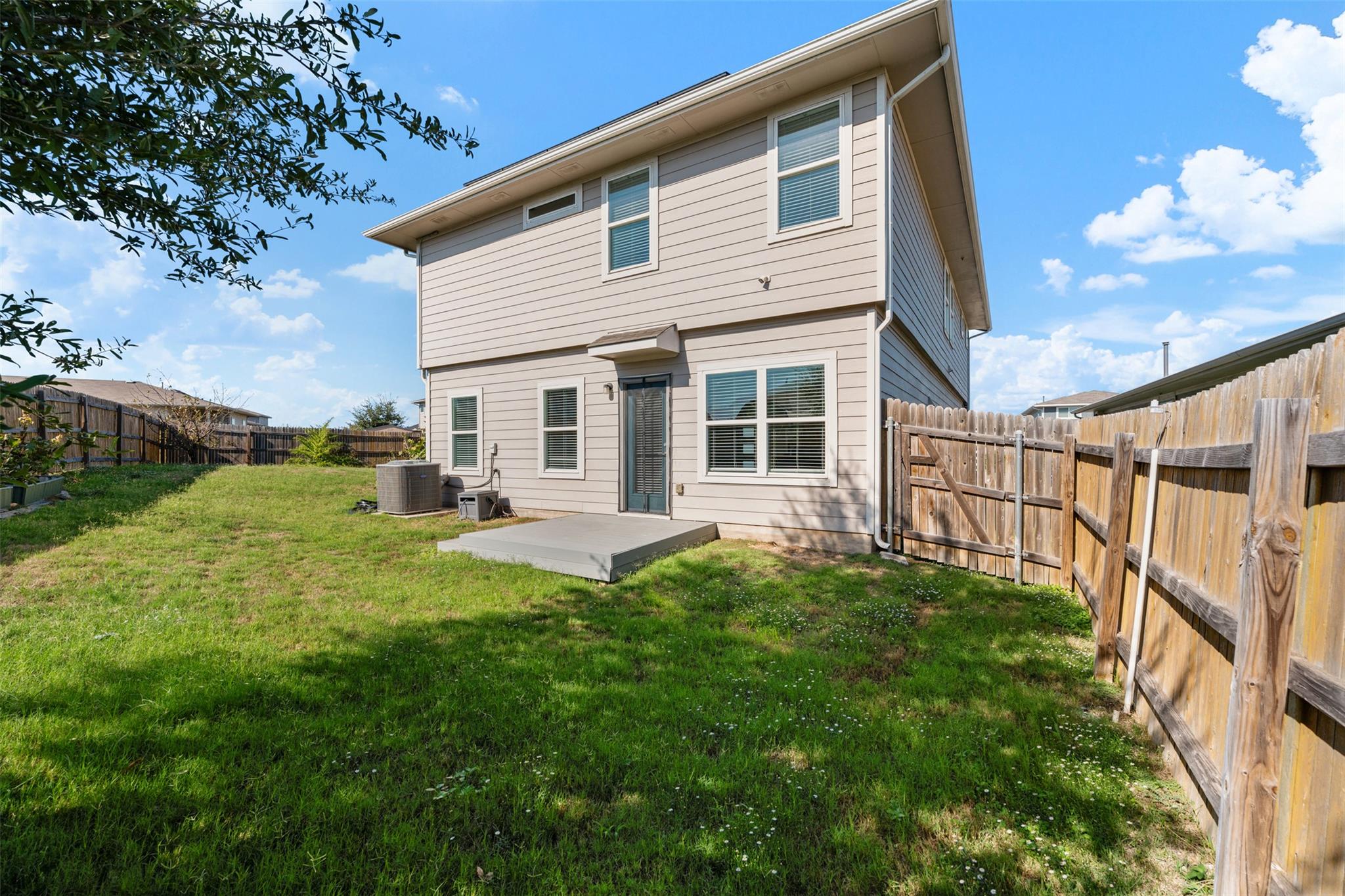 8301 Mimi Ln Property Photo 28