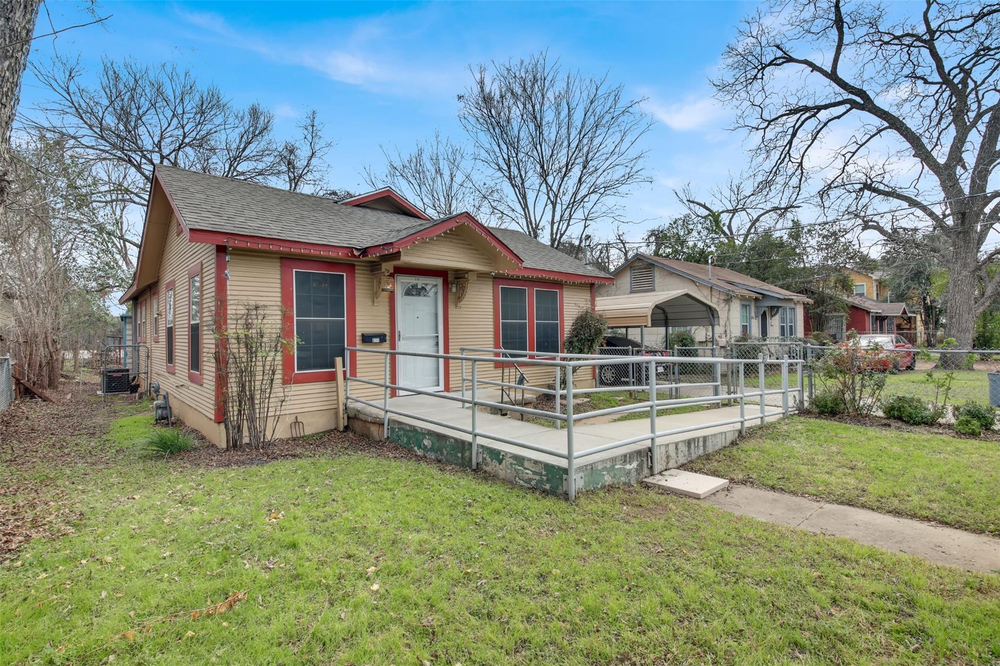 511 Allen St Property Photo 5