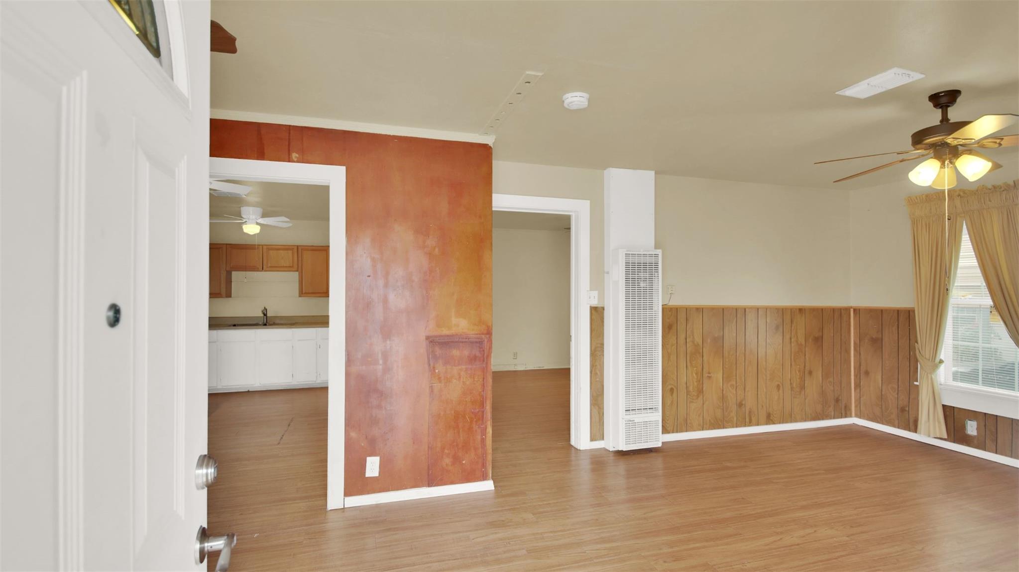 511 Allen St Property Photo 6