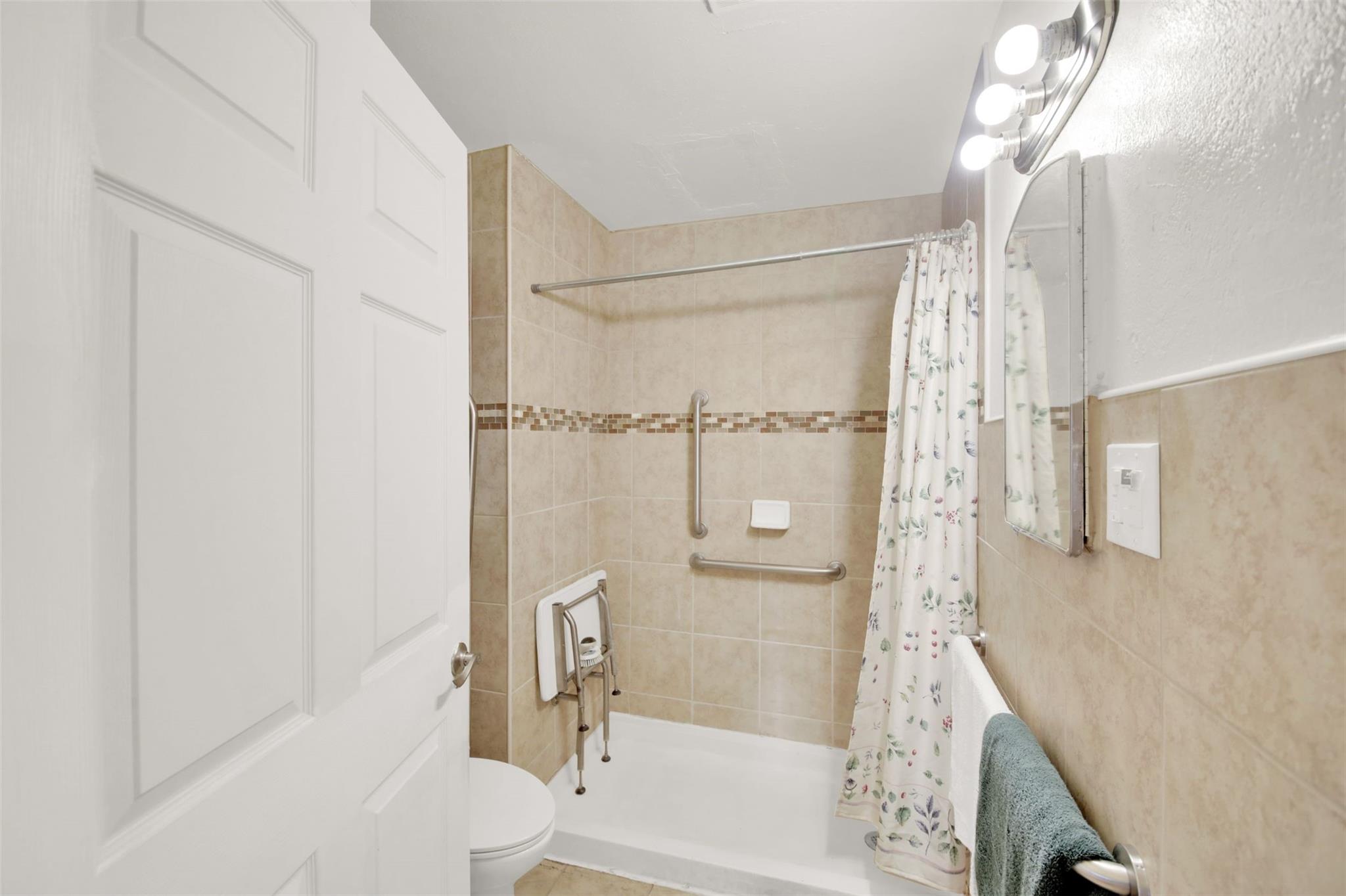 511 Allen St Property Photo 17