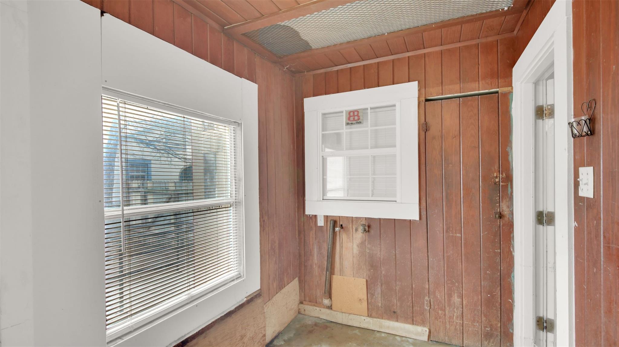 511 Allen St Property Photo 22
