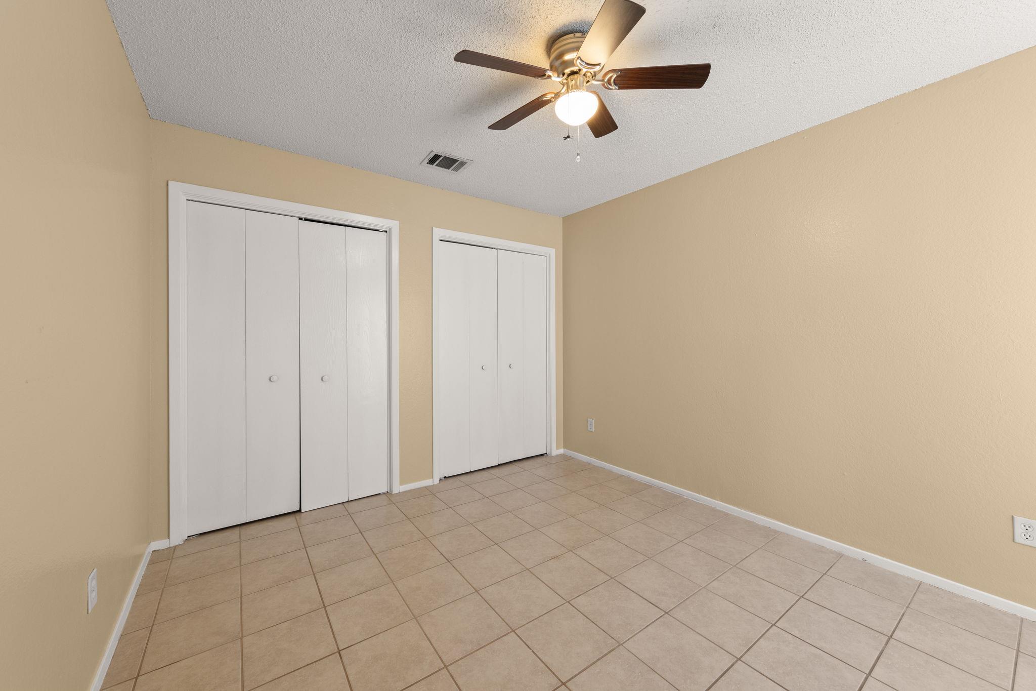 313 Greenlawn Blvd Property Photo 21