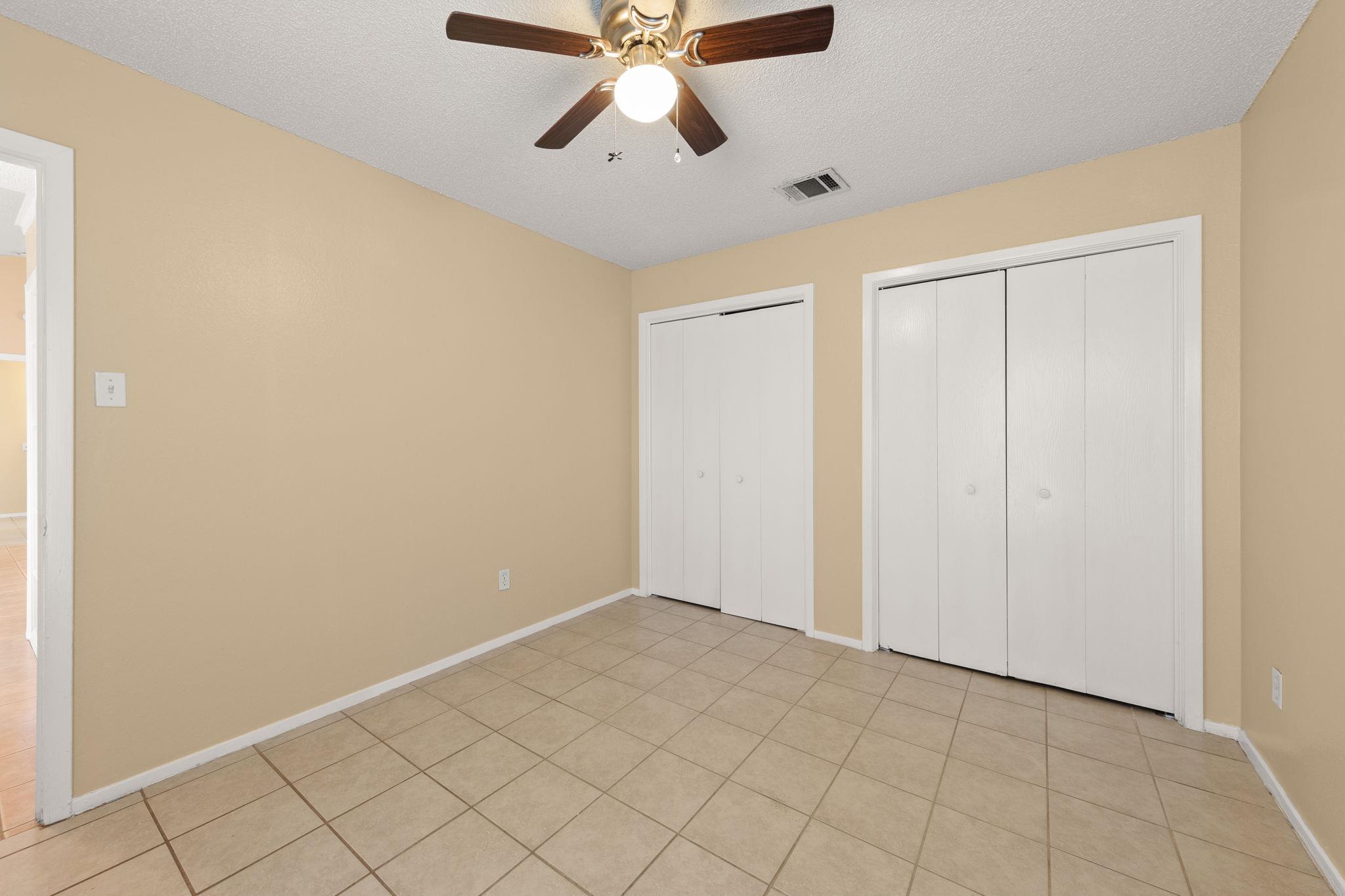 313 Greenlawn Blvd Property Photo 22
