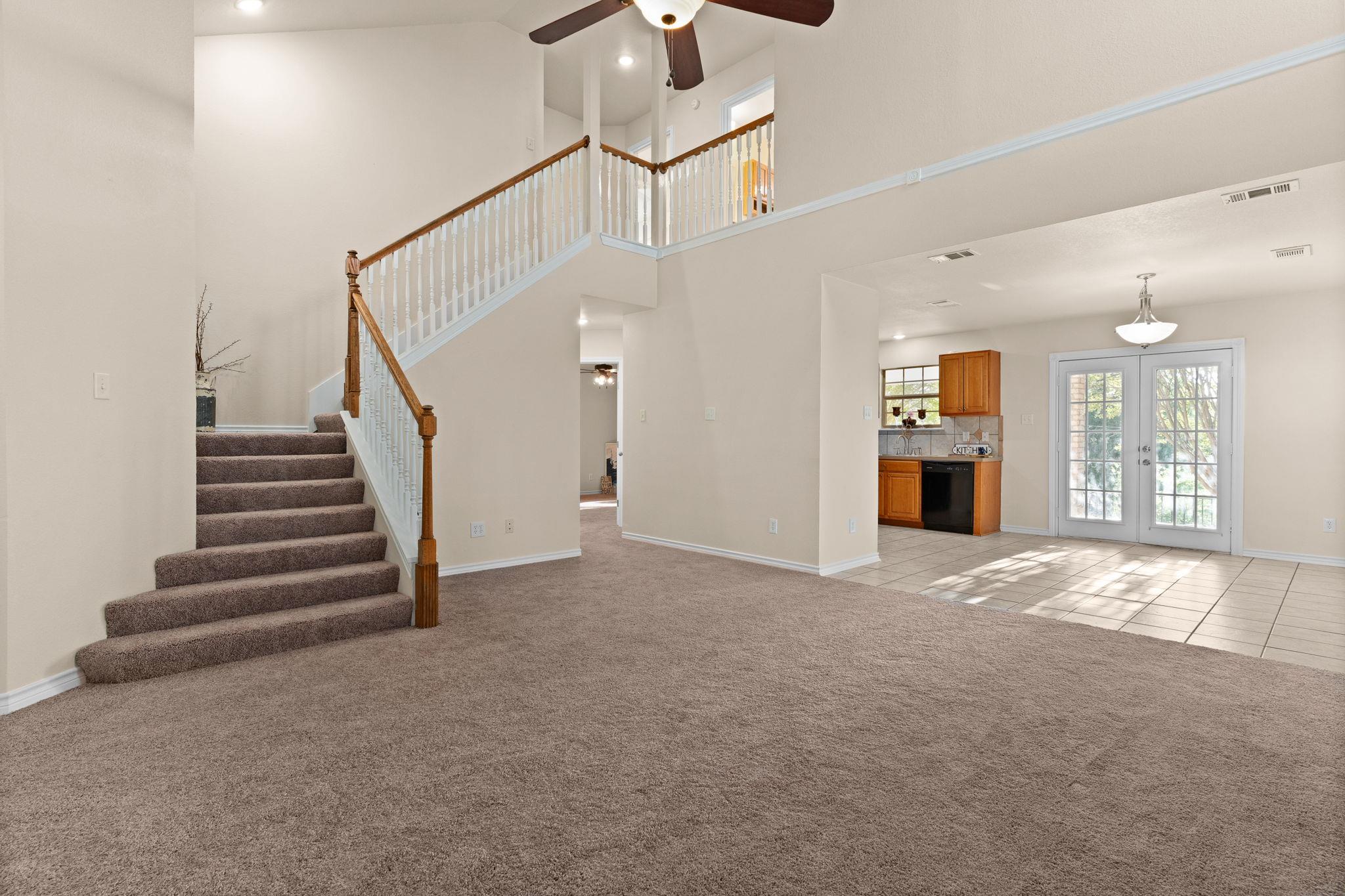 10 Saul St Property Photo 3