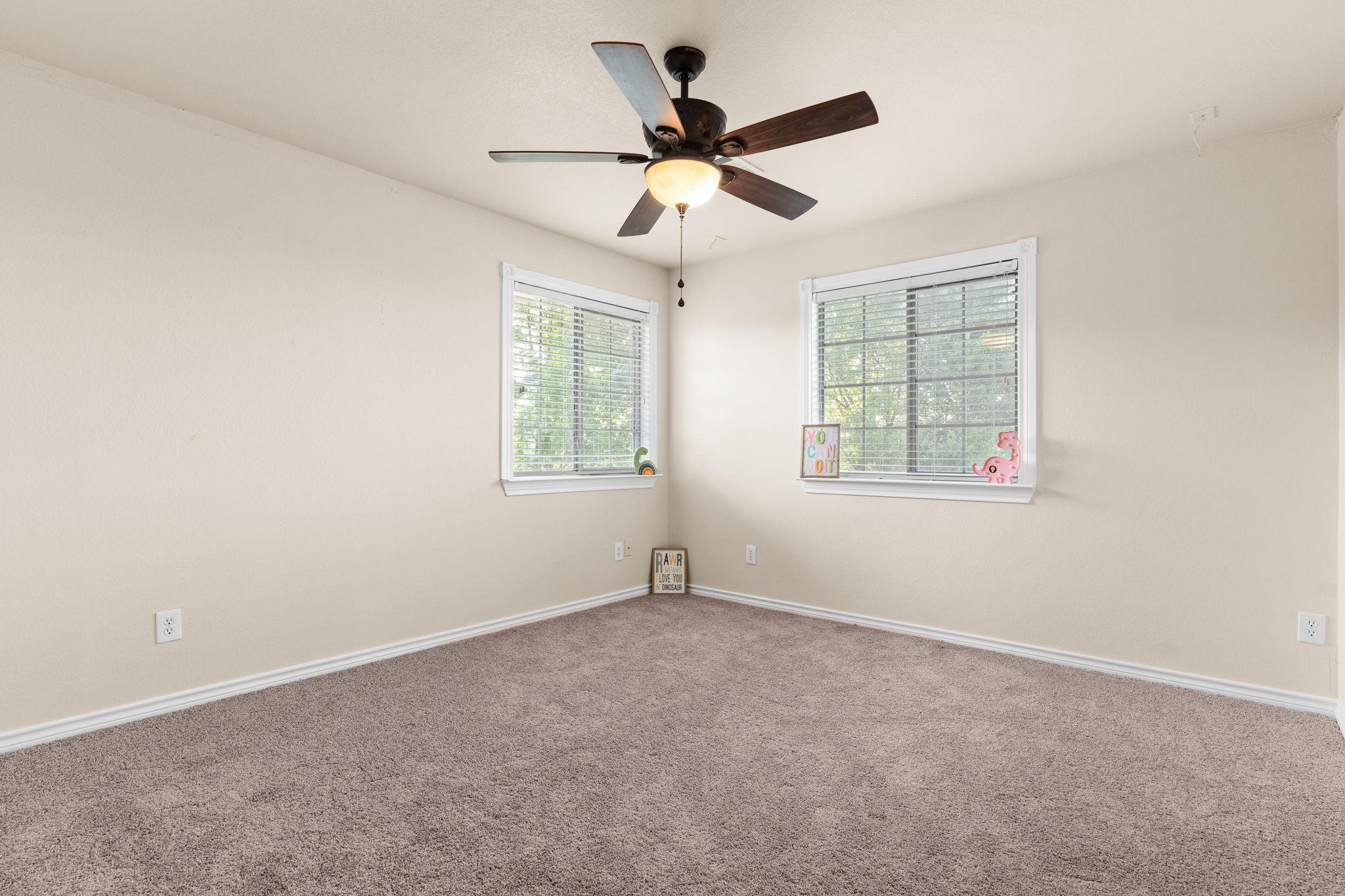 10 Saul St Property Photo 33